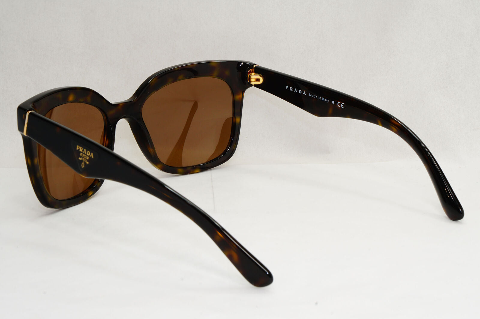 Prada Sunglasses 2015 Vintage Triangle Logo Square PR24QS SPR 24Q 2AU-3D0 130224