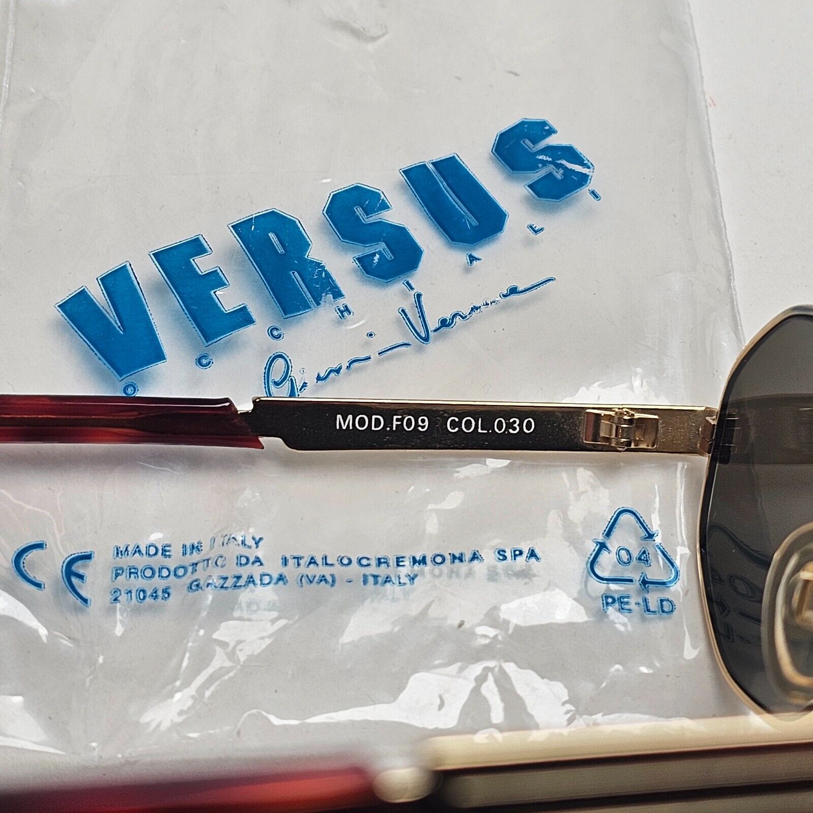 Versus Sunglasses 1996 by Gianni Versace Vintage Gold Hexagon MOD F09 COL 030