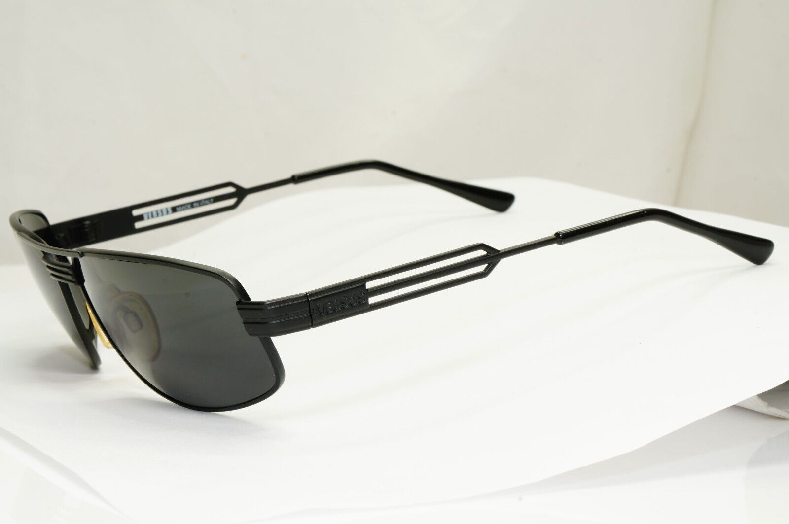 Versus Sunglasses 1996 by Gianni Versace Vintage Matte Black MOD F35 COL 028