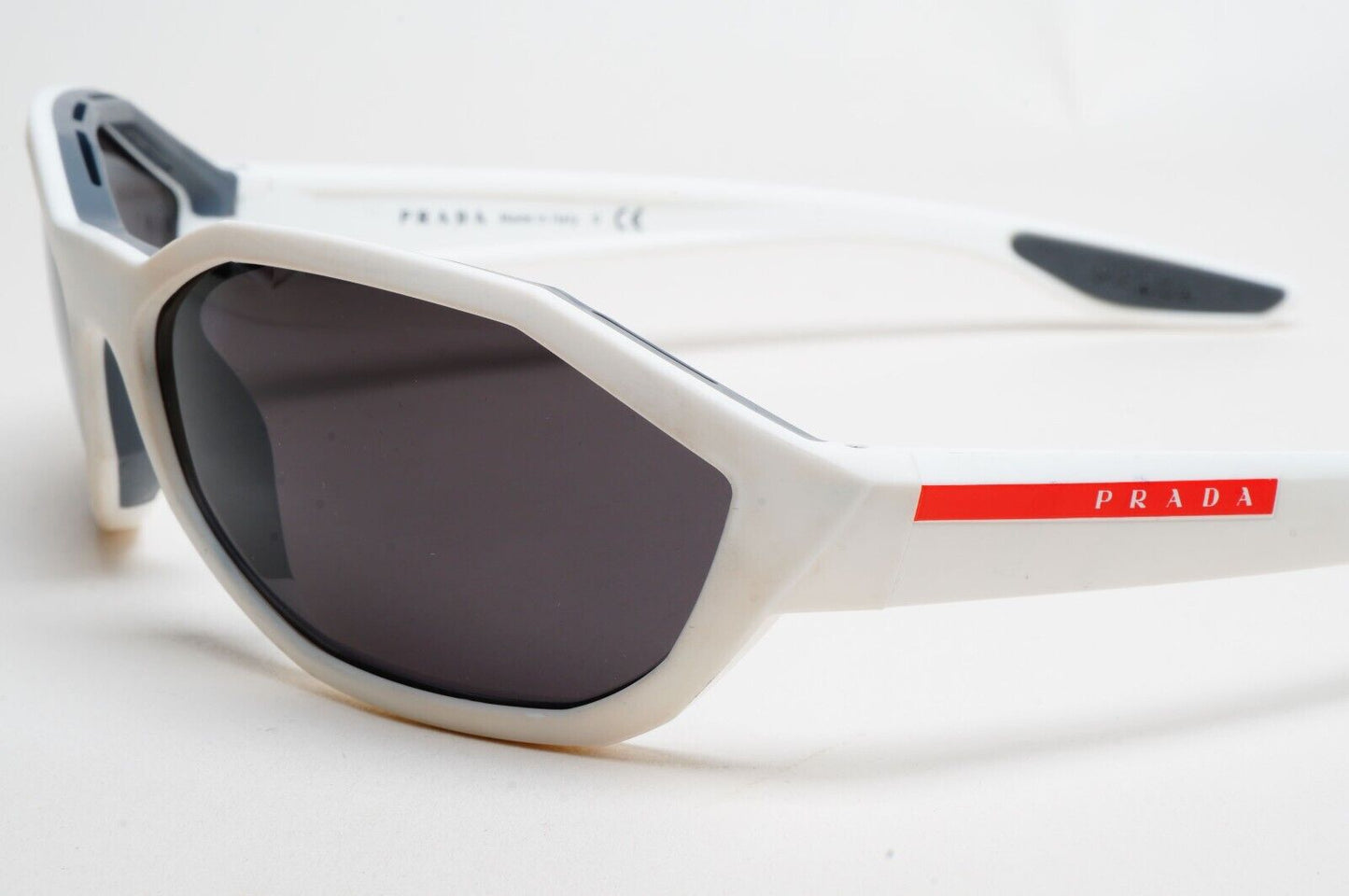Prada Sunglasses White Black Wrap Angular PS04US SPS 04U AAI-9Q1 231124