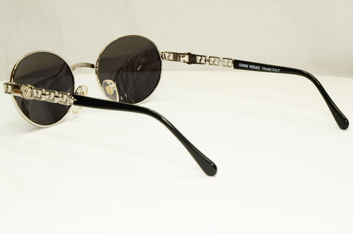 Gianni Versace 1995 Vintage Silver Medusa Round Black Sunglasses MOD G43 COL 26M