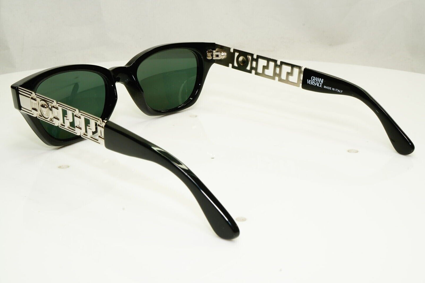 Gianni Versace 1996 Unisex Vintage Silver Medusa Sunglasses MOD 467 COL N52