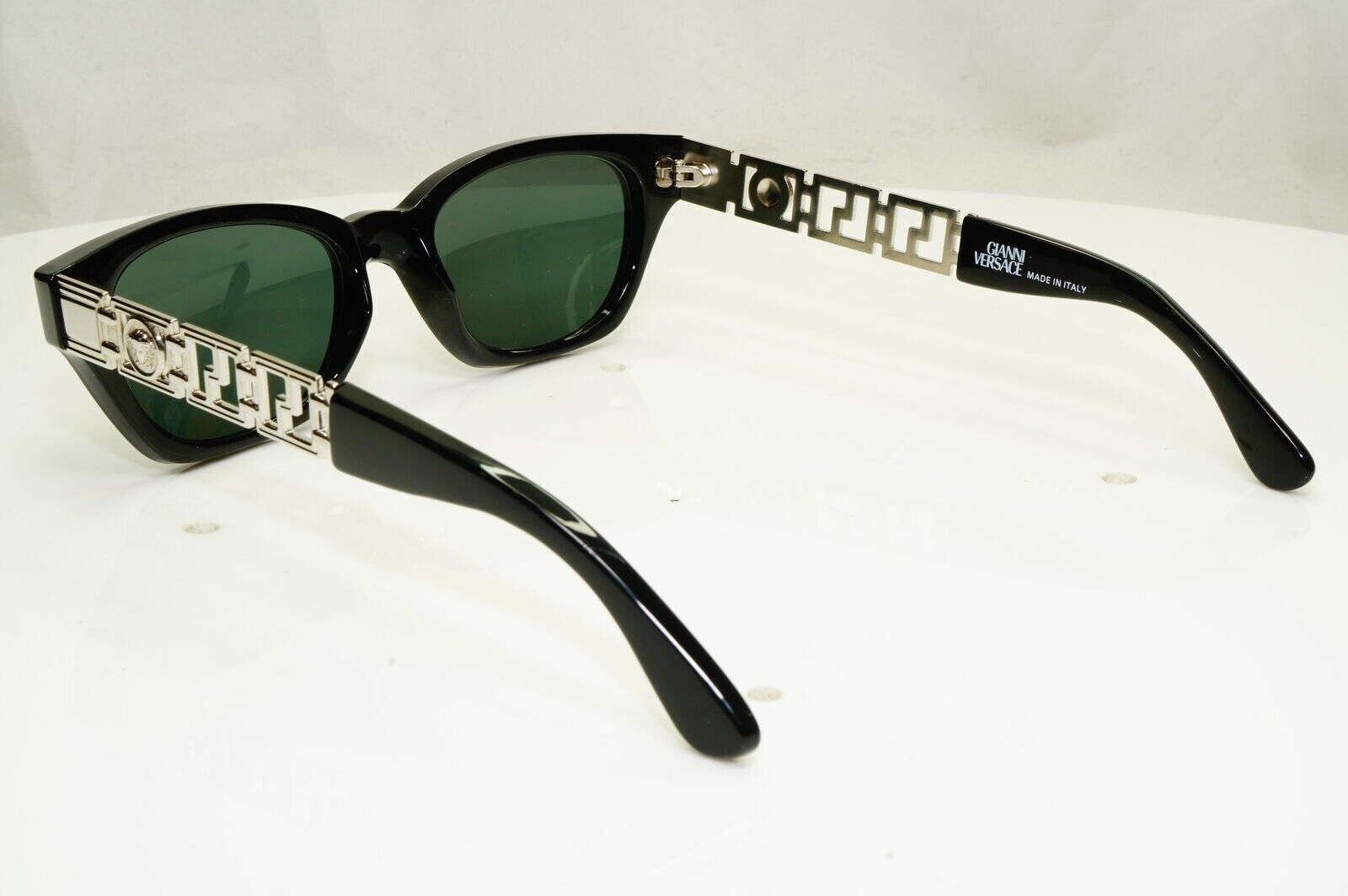 Gianni Versace 1996 Unisex Vintage Silver Medusa Sunglasses MOD 467 COL N52