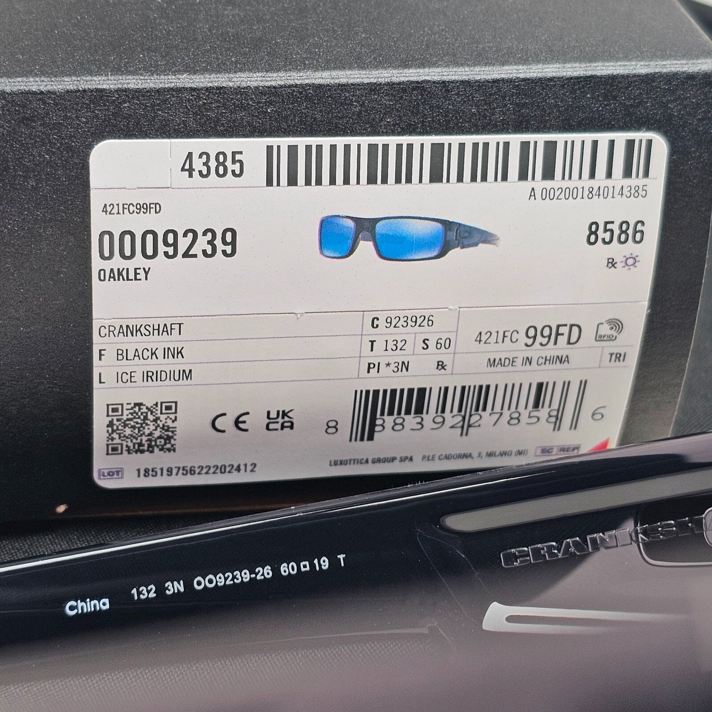 Oakley Sunglasses Crankshaft Ice Iridium Blue Mirror Black Ink OO 9239 26