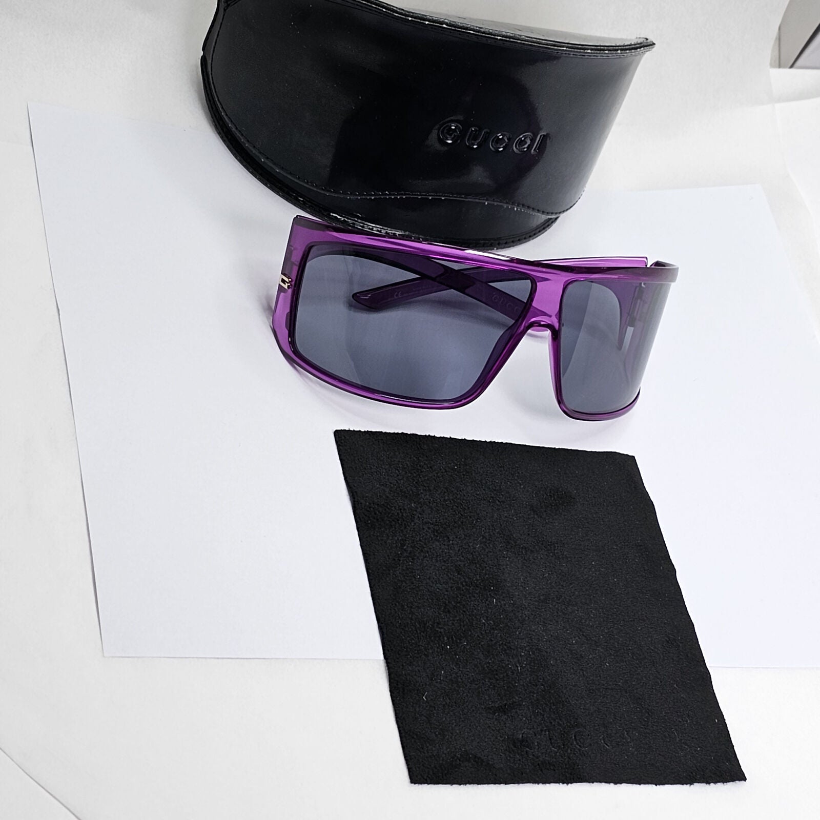 Gucci Sunglasses 2000 Vintage Polarized Violet Wrap Unisex GG 1497/S QA3 130224