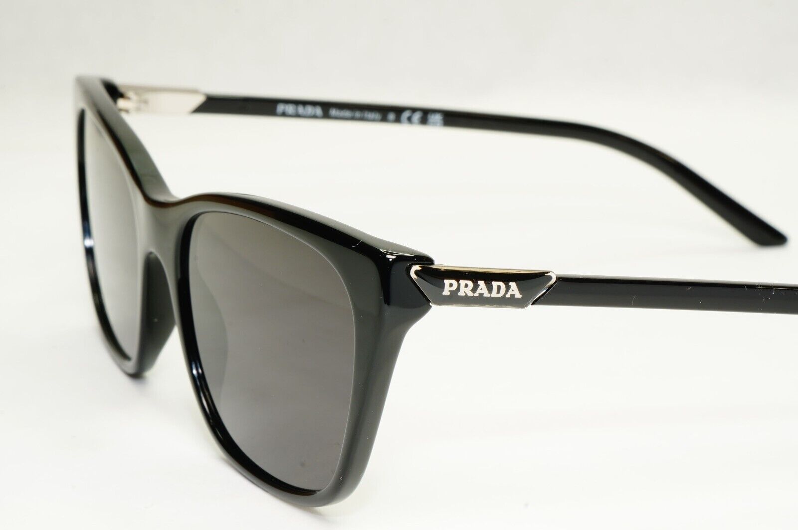 Prada Sunglasses Black Square Glossy Fashion PR05YV VPR 05Y 1AB-1O1 53mm