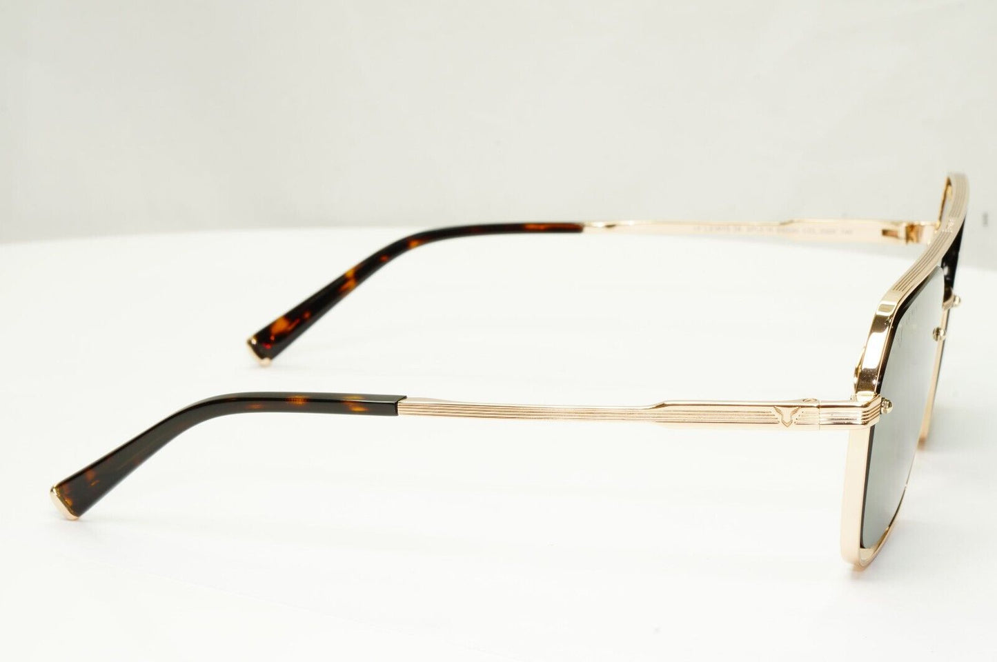 Police Lewis Hamilton F1 Sunglasses Gold Green Square Pilot SPL E18 COL 0300