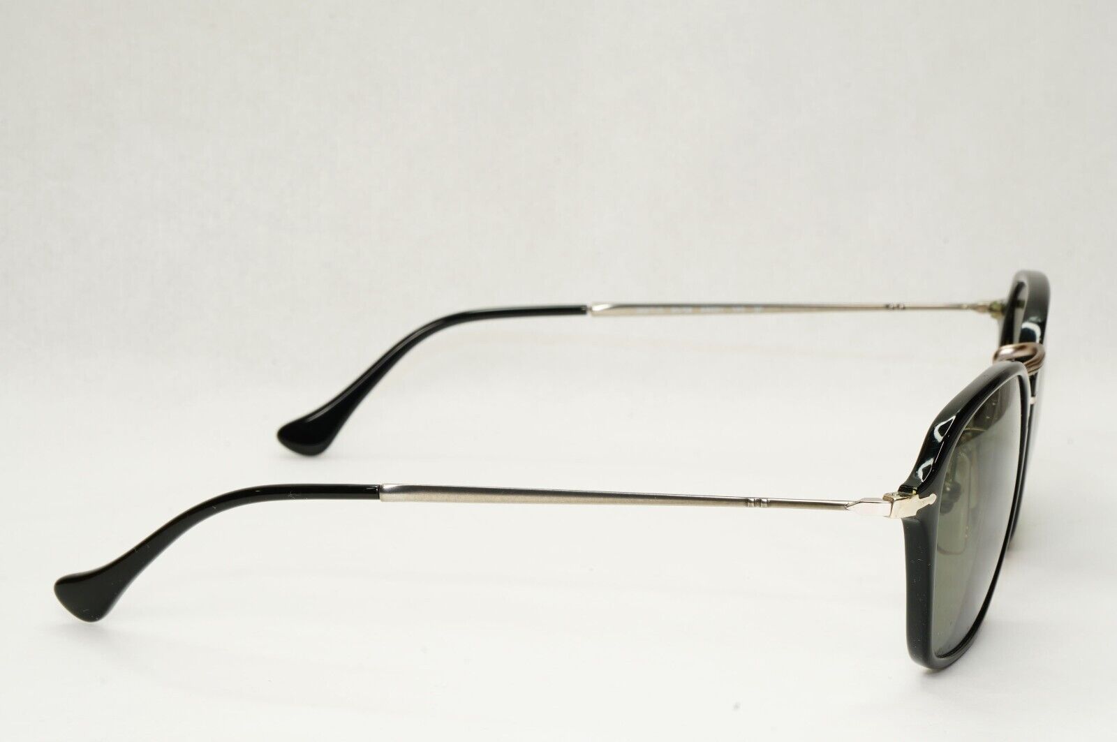 Persol Sunglasses 2012 Polarized Reflex Edition Black Grey Green 3047-S 95/58