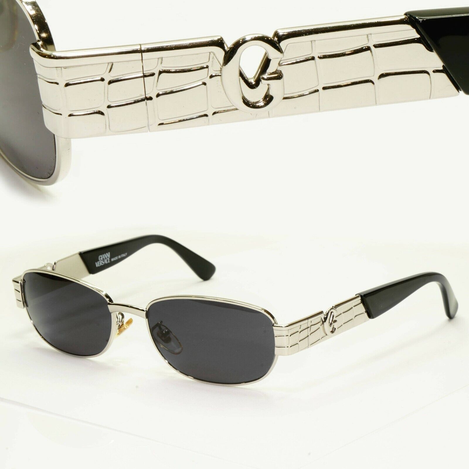 Gianni Versace 1996 Vintage Silver Rectangle Metal Sunglasses MOD S21 COL 26M