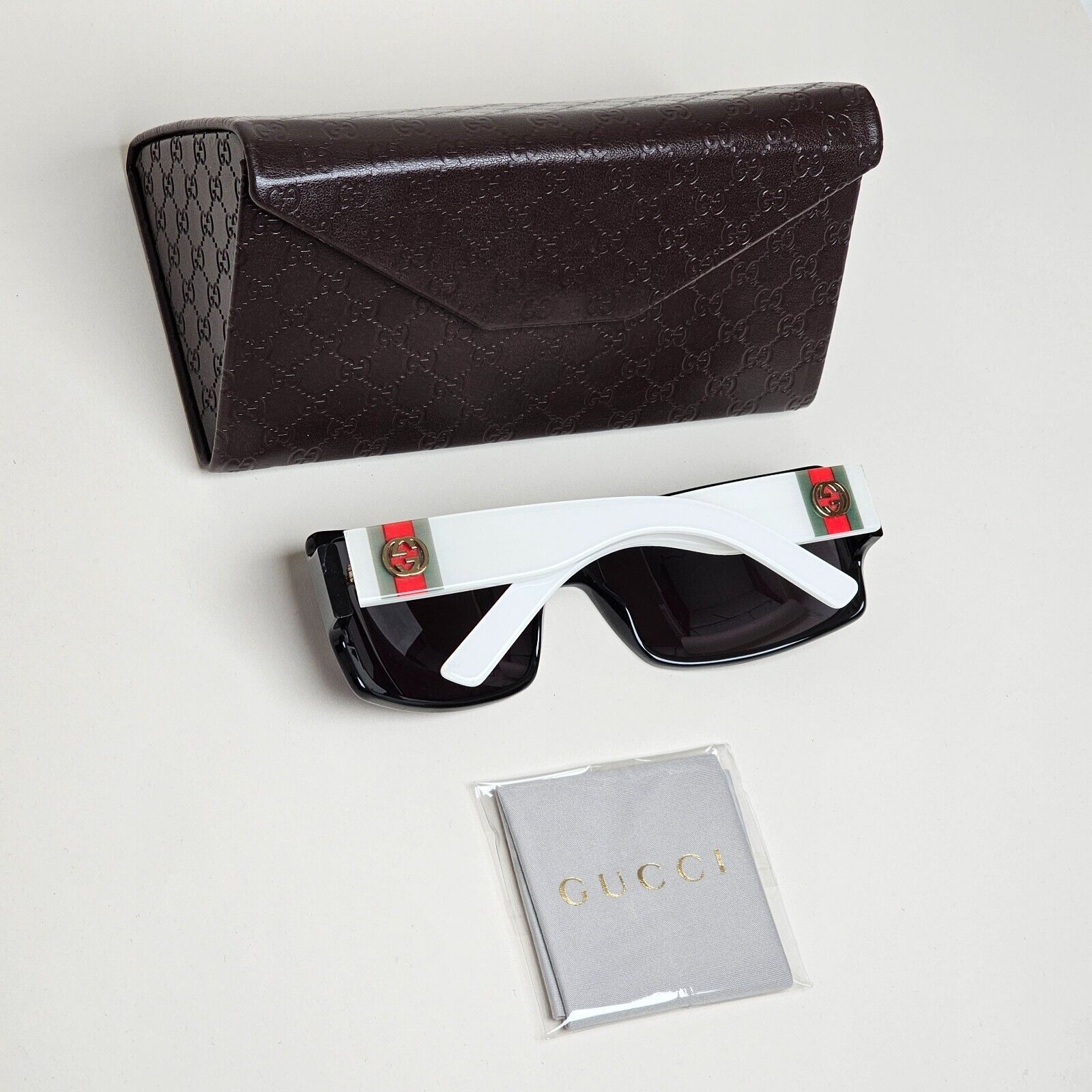 Gucci Sunglasses 2005 Vintage Black Wrap White GG 2563/S PR7 60mm 110225