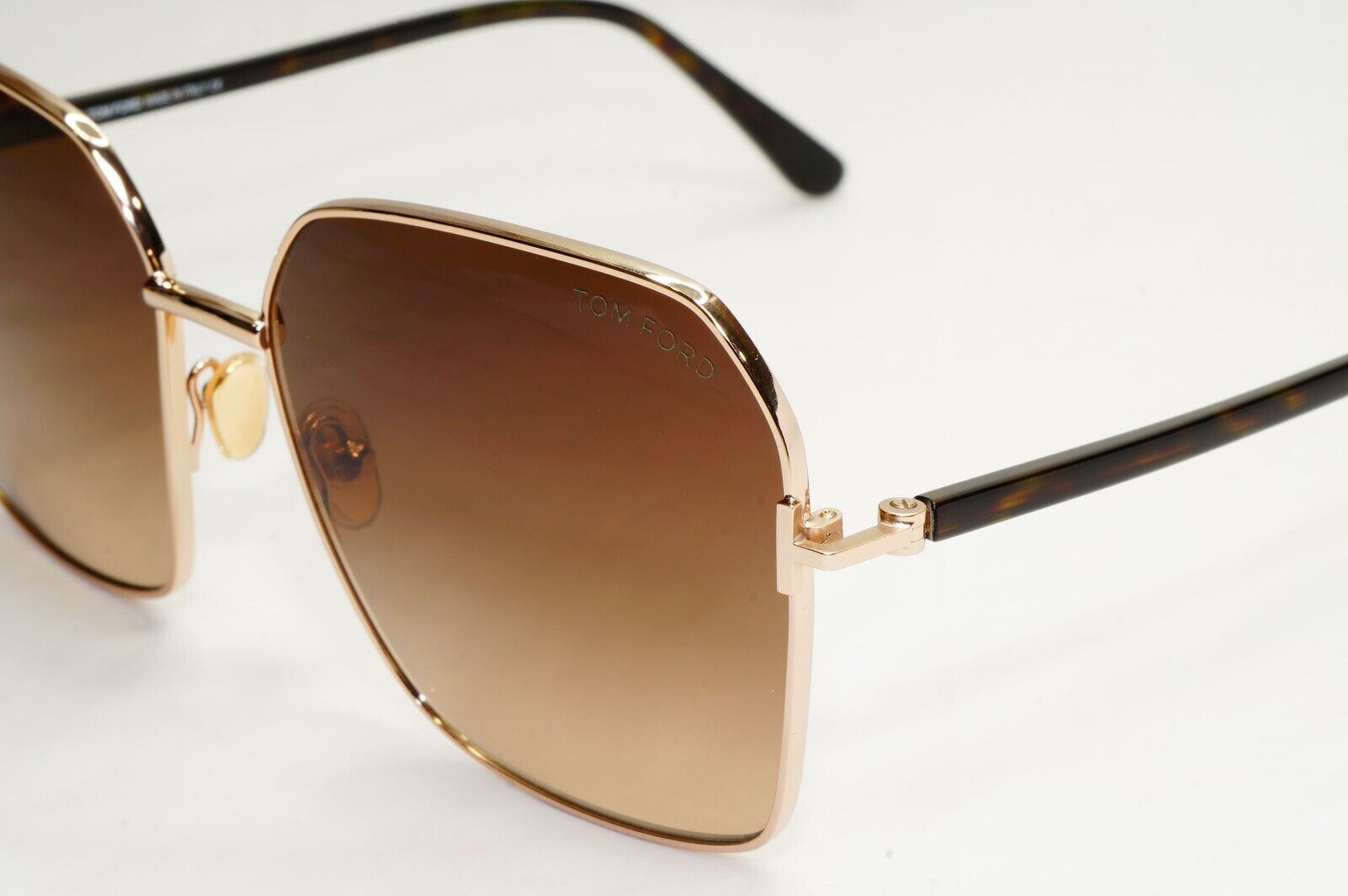 Tom Ford Sunglasses Claudia-02 Gold Brown Gradient Metal FT0839 TF 839 52F [N]