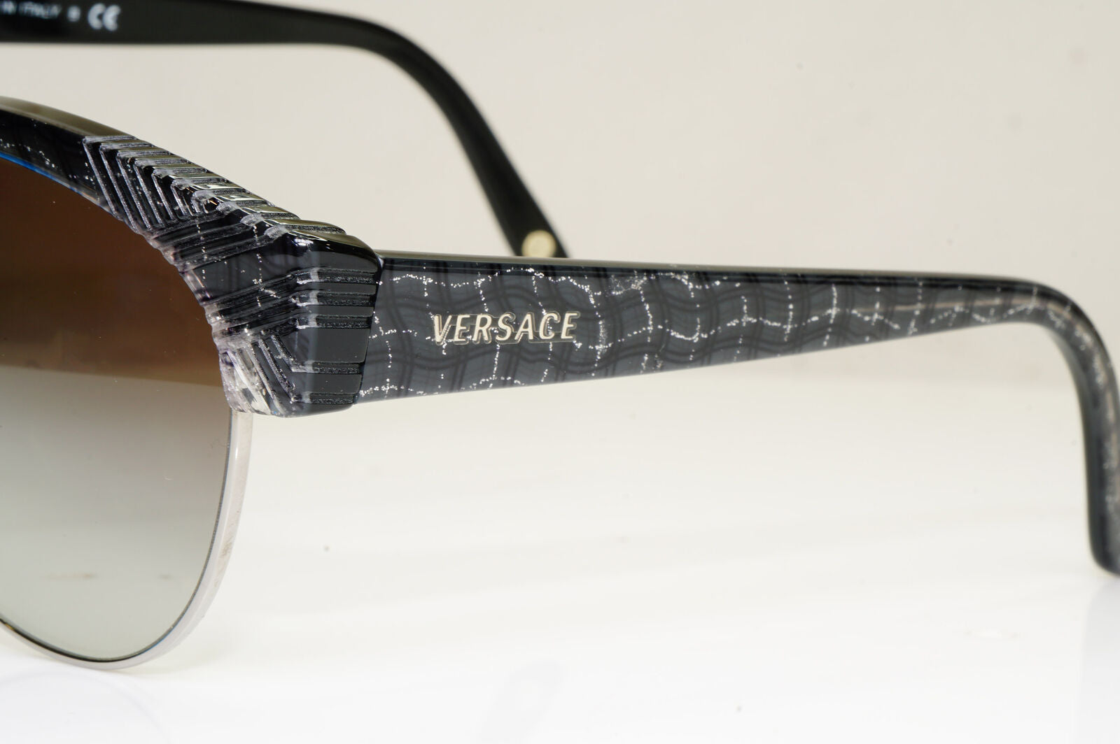 Authentic VERSACE Womens Vintage Sunglasses Black Square 4222 957/11 231021