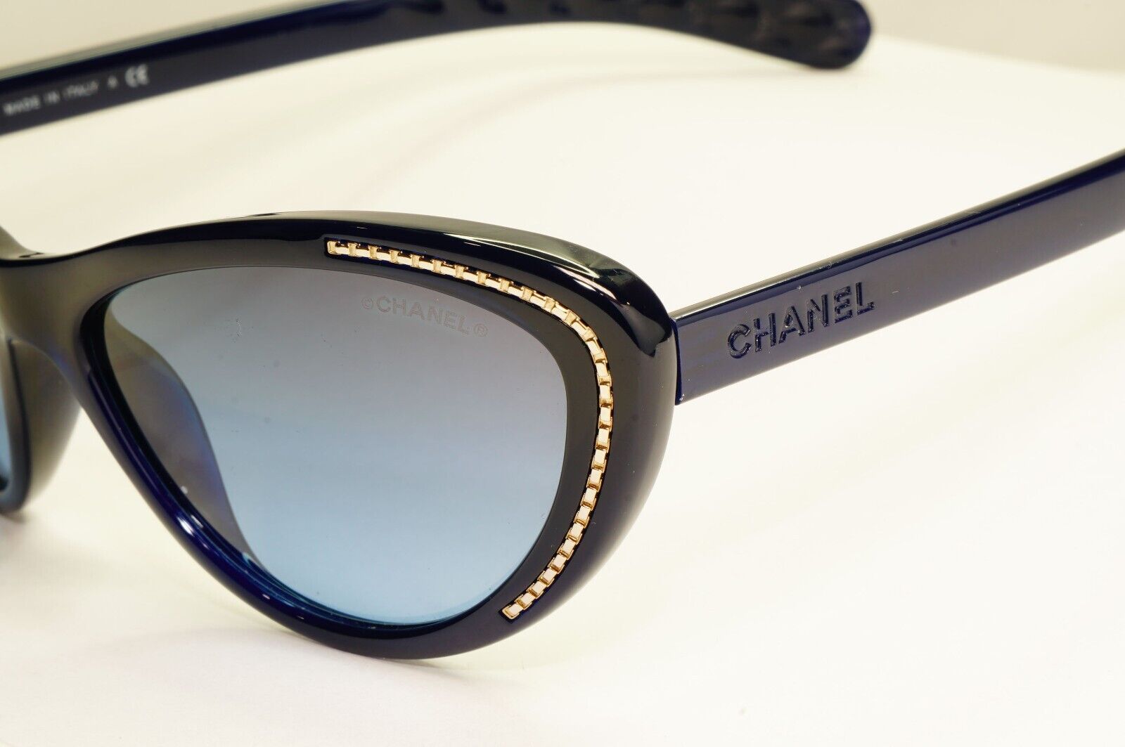 Chanel Navy Blue Sunglasses Gradient Gold Womens Fashion CH 6039 c.503/S2