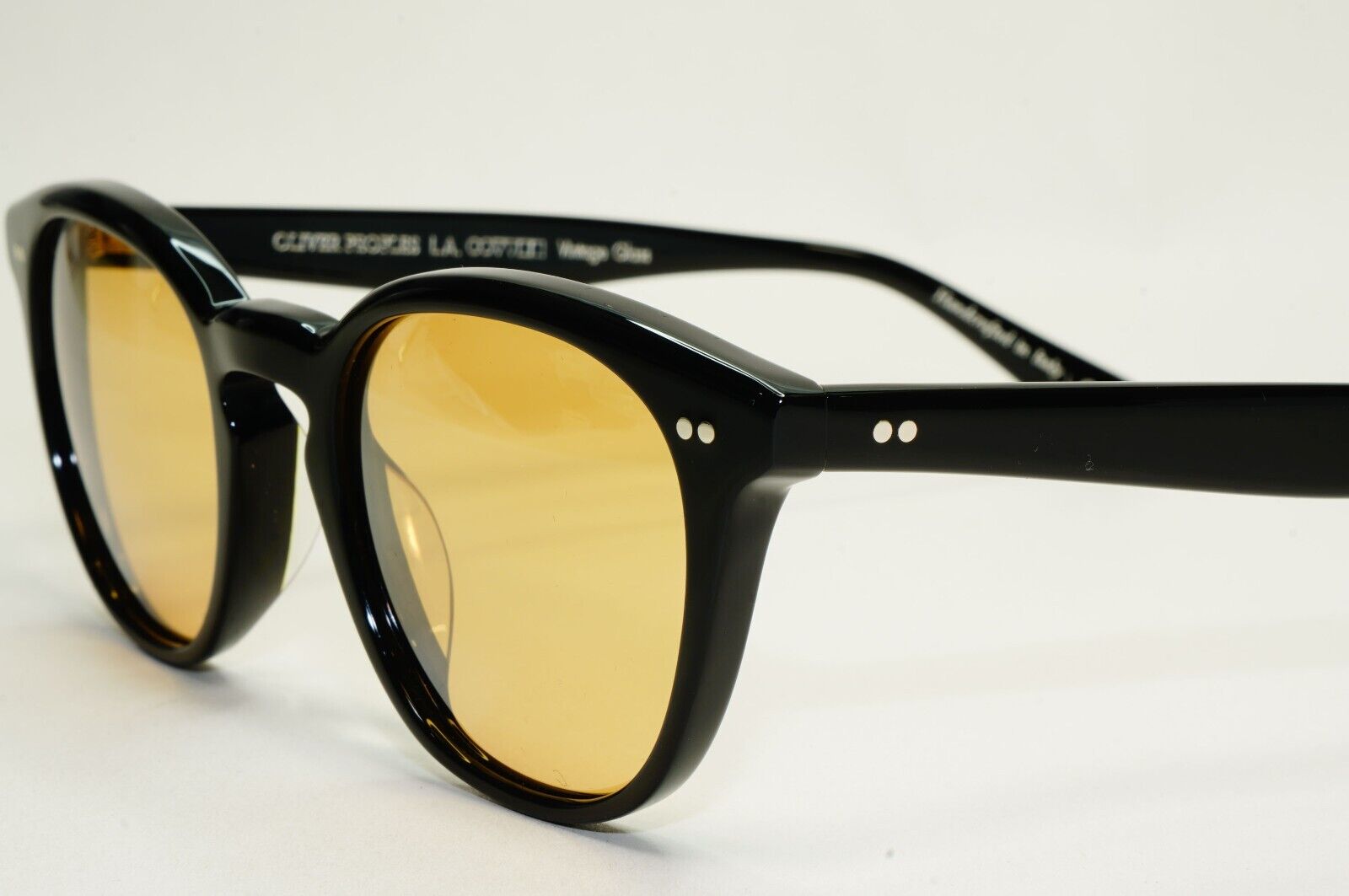 Oliver Peoples Desmon Sunglasses Black Yellow Mustard OV 5454SU 1005/0F 48mm