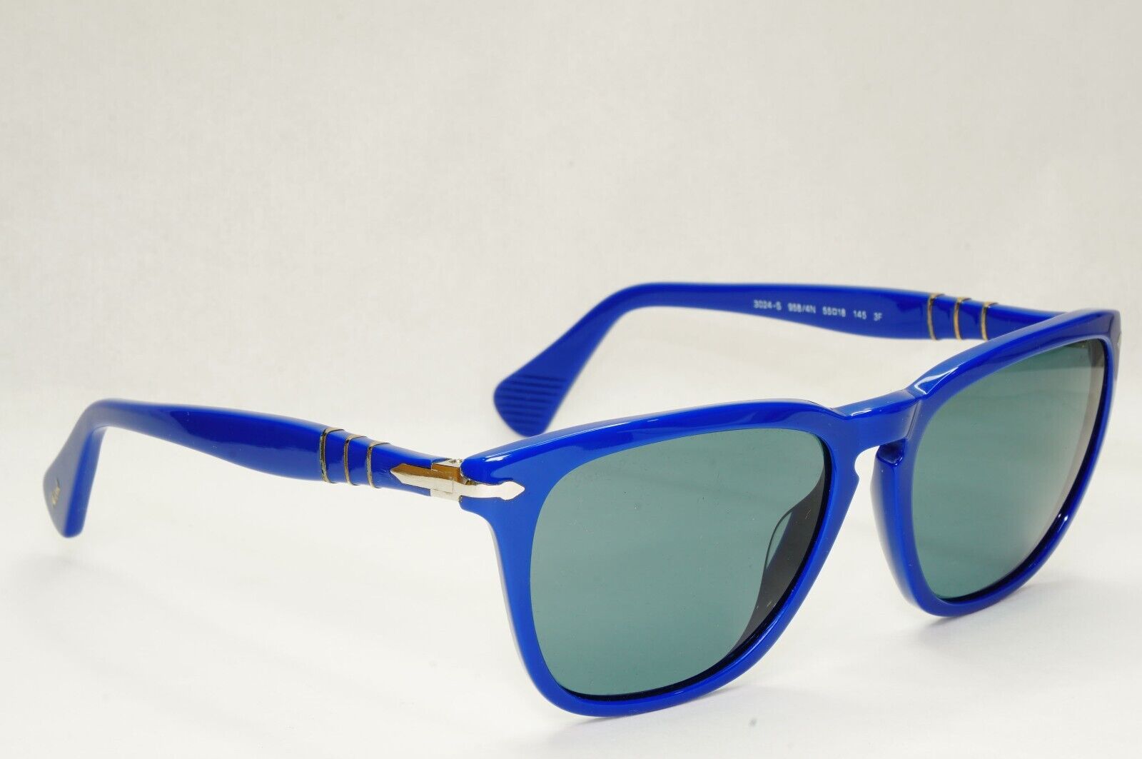 Persol Sunglasses 2012 Capri Polarized Photochromic Blue Grey 3024-S 958/4N 55mm