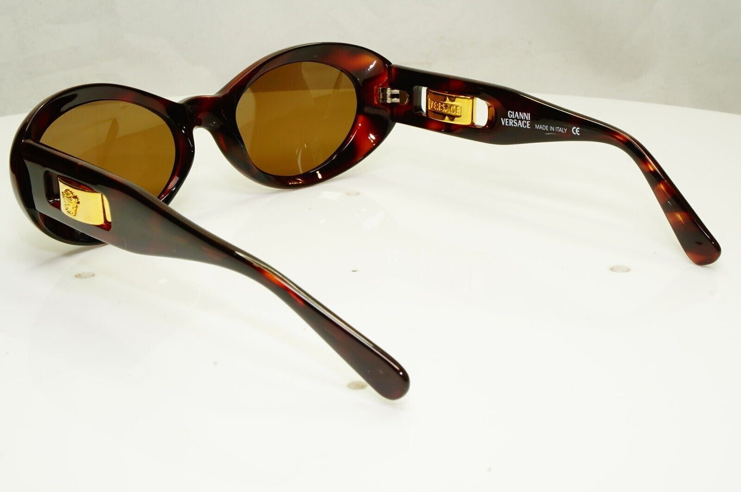 Gianni Versace Sunglasses 1996 Vintage Gold Brown Medusa Oval MOD 475/A COL 900