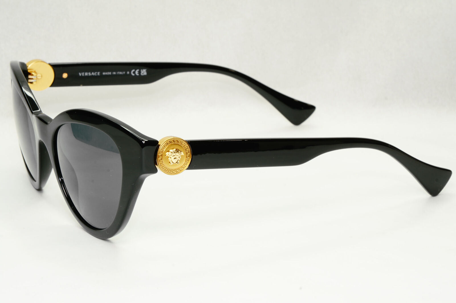 Versace Sunglasses Black Gold Cat Eye Medusa MOD VE 4435 GB1/87 52mm