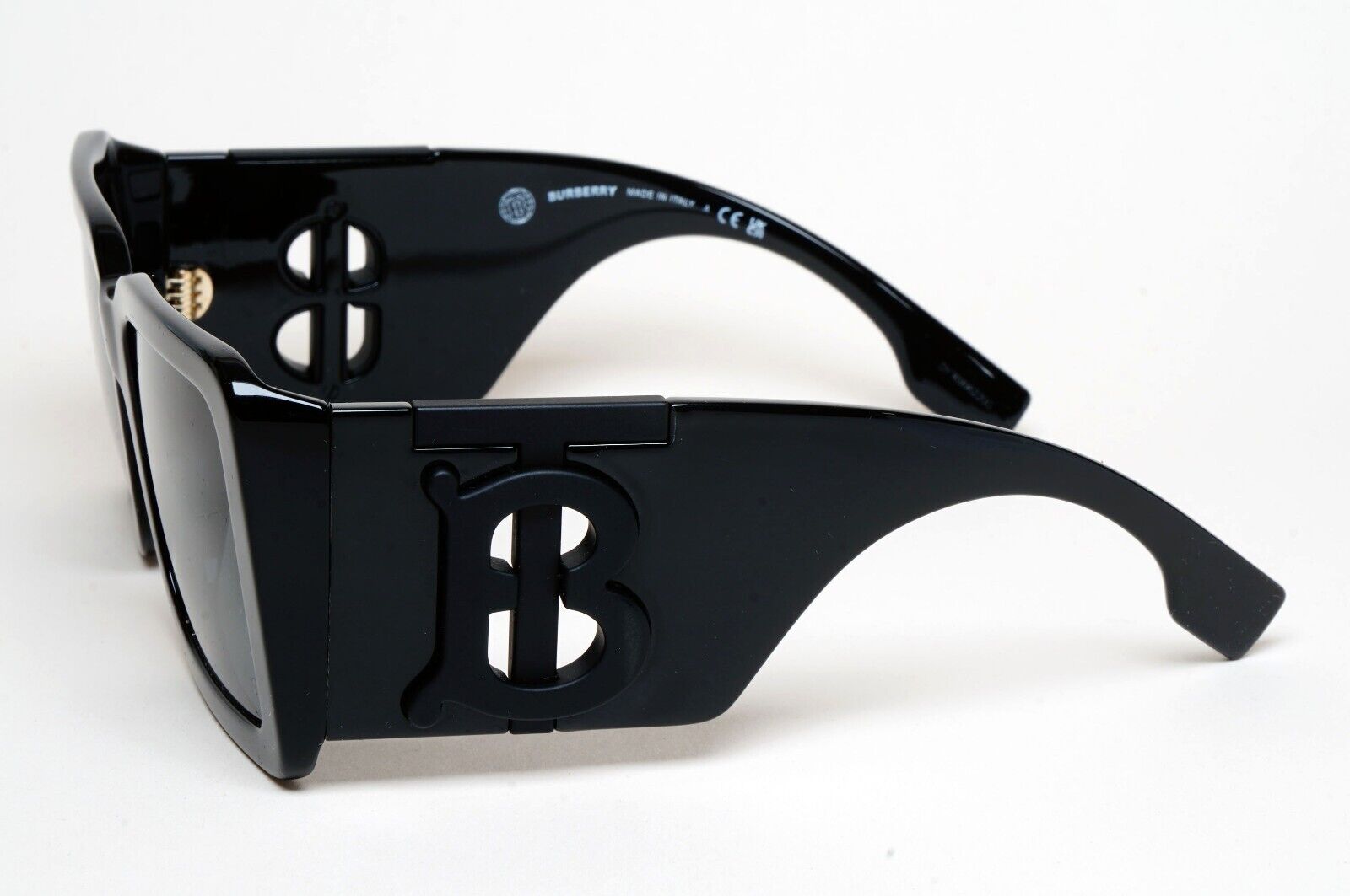 Burberry Sunglasses Black Oversized Square Large Heavy BE 4406-U 4093/87 55mm