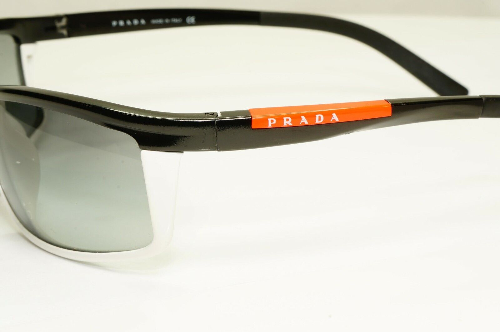 Prada 2004 Rare Sunglasses Vintage Black Smoke Gradient Mens Wrap SPS 51E PS51ES