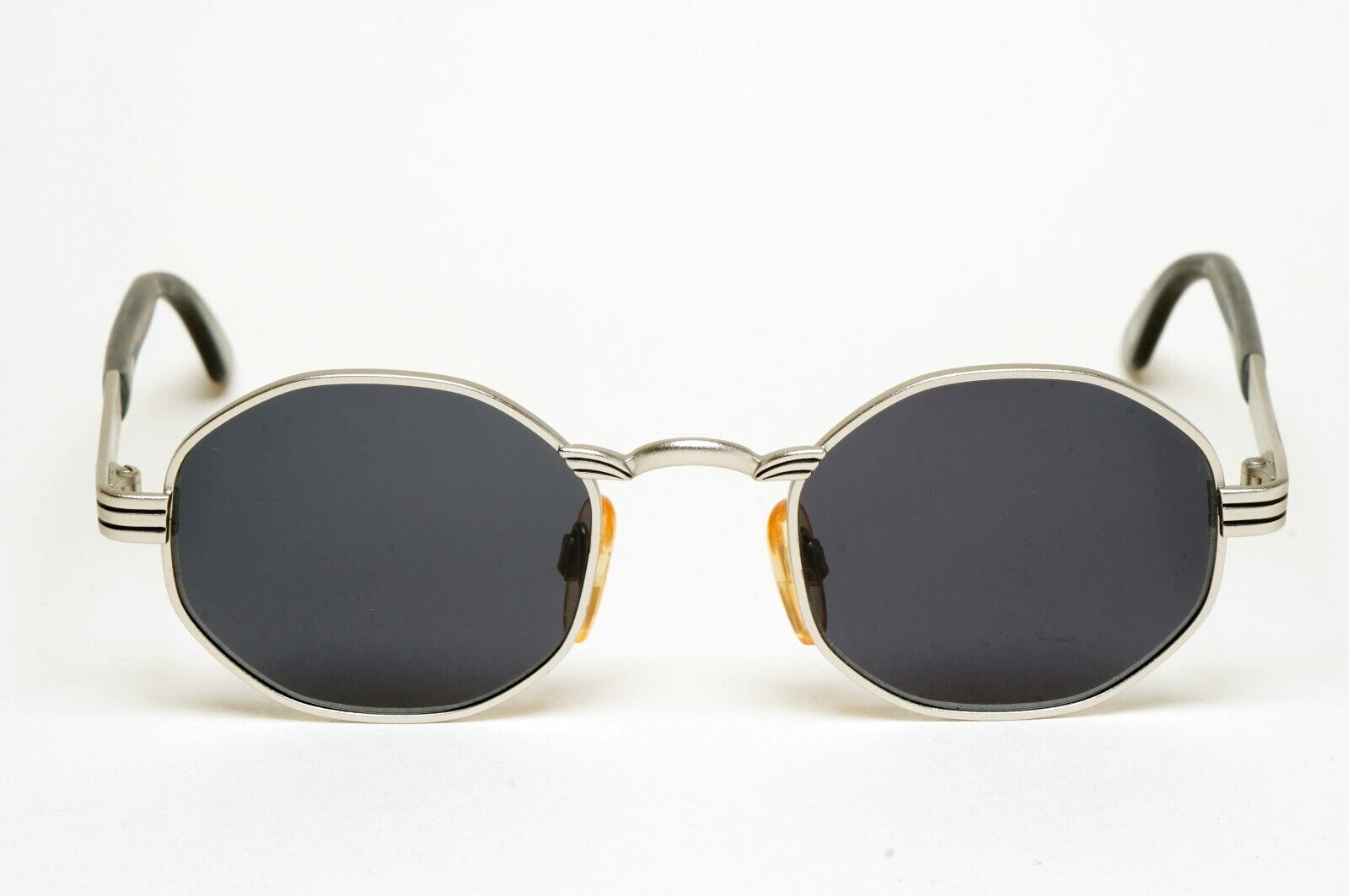 Versus Sunglasses 1996 by Gianni Versace Vintage Silver Hexagon MOD F09 COL 40M