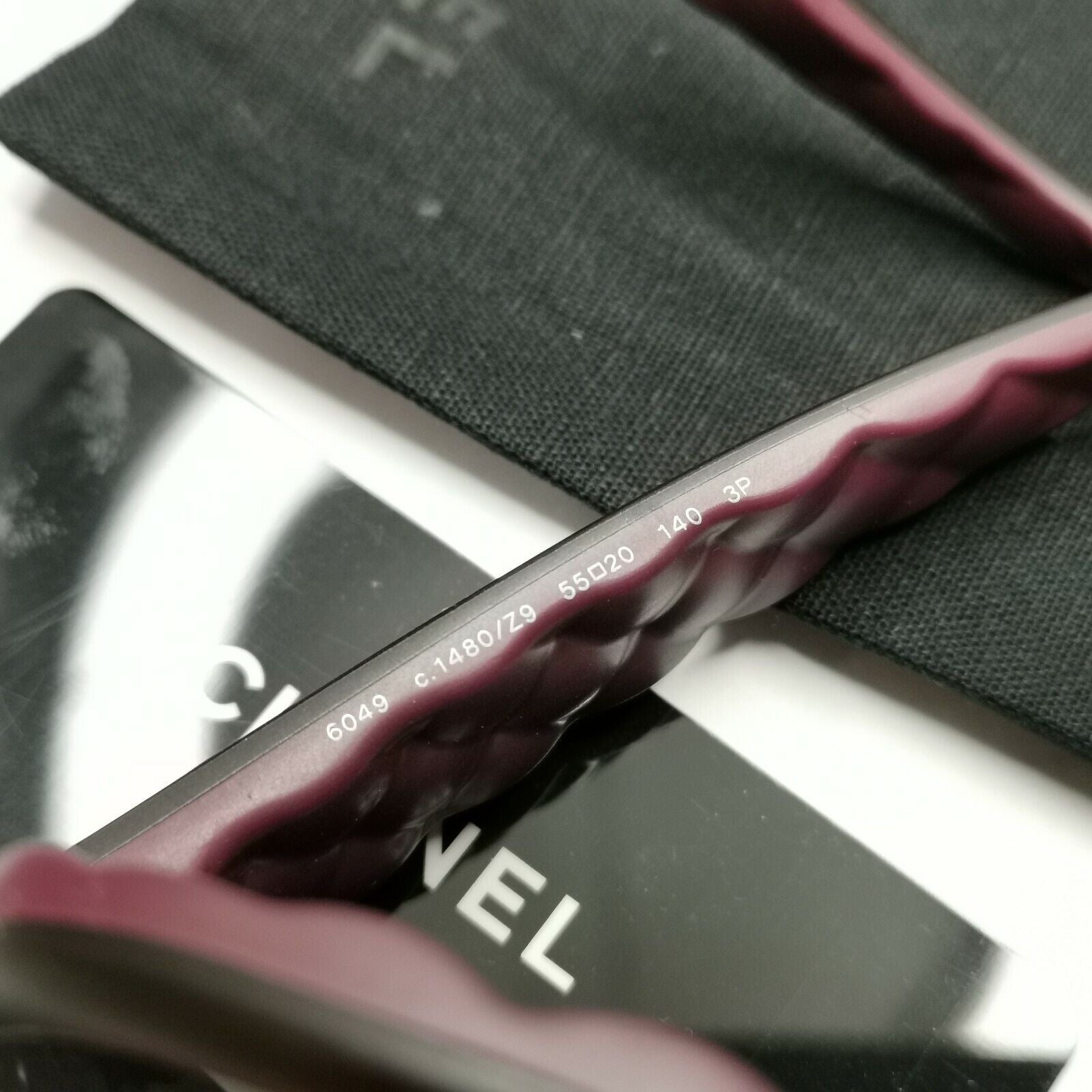 Chanel Polarised Black Burgundy Sunglasses Bordo Square 6049 1480/Z9 25663