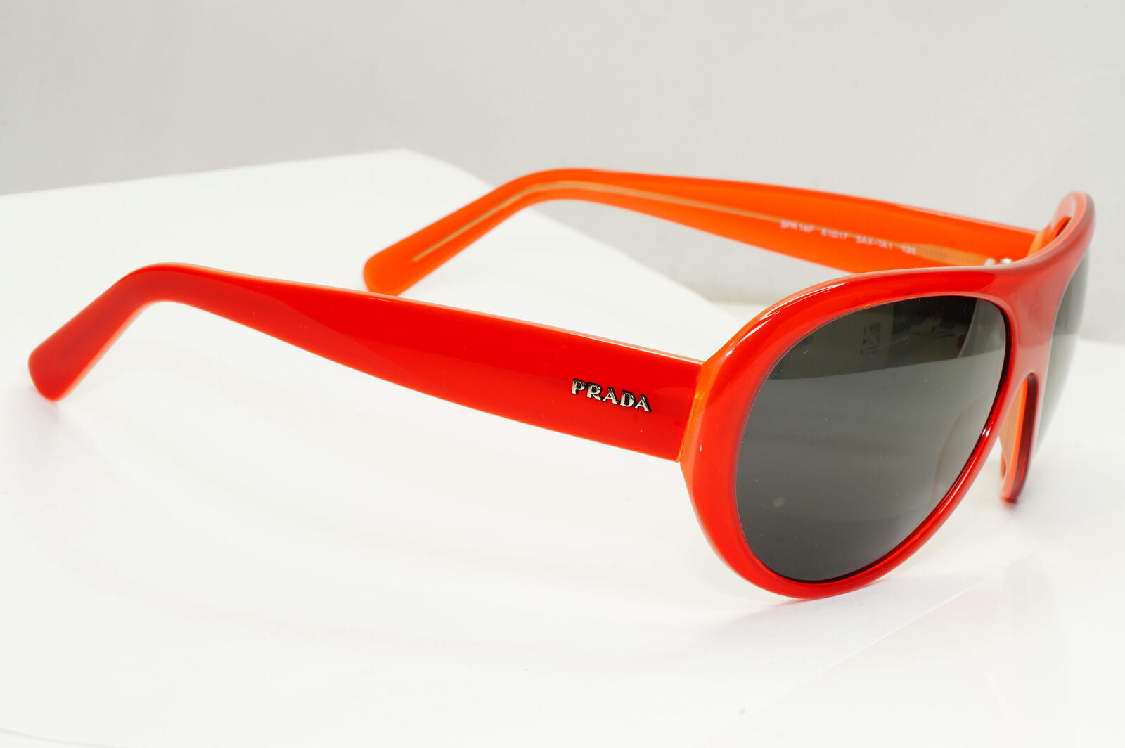 Prada 2005 Vintage Sunglasses Red Orange Black PR14FS SPR 14F 5AX-1A1 251122