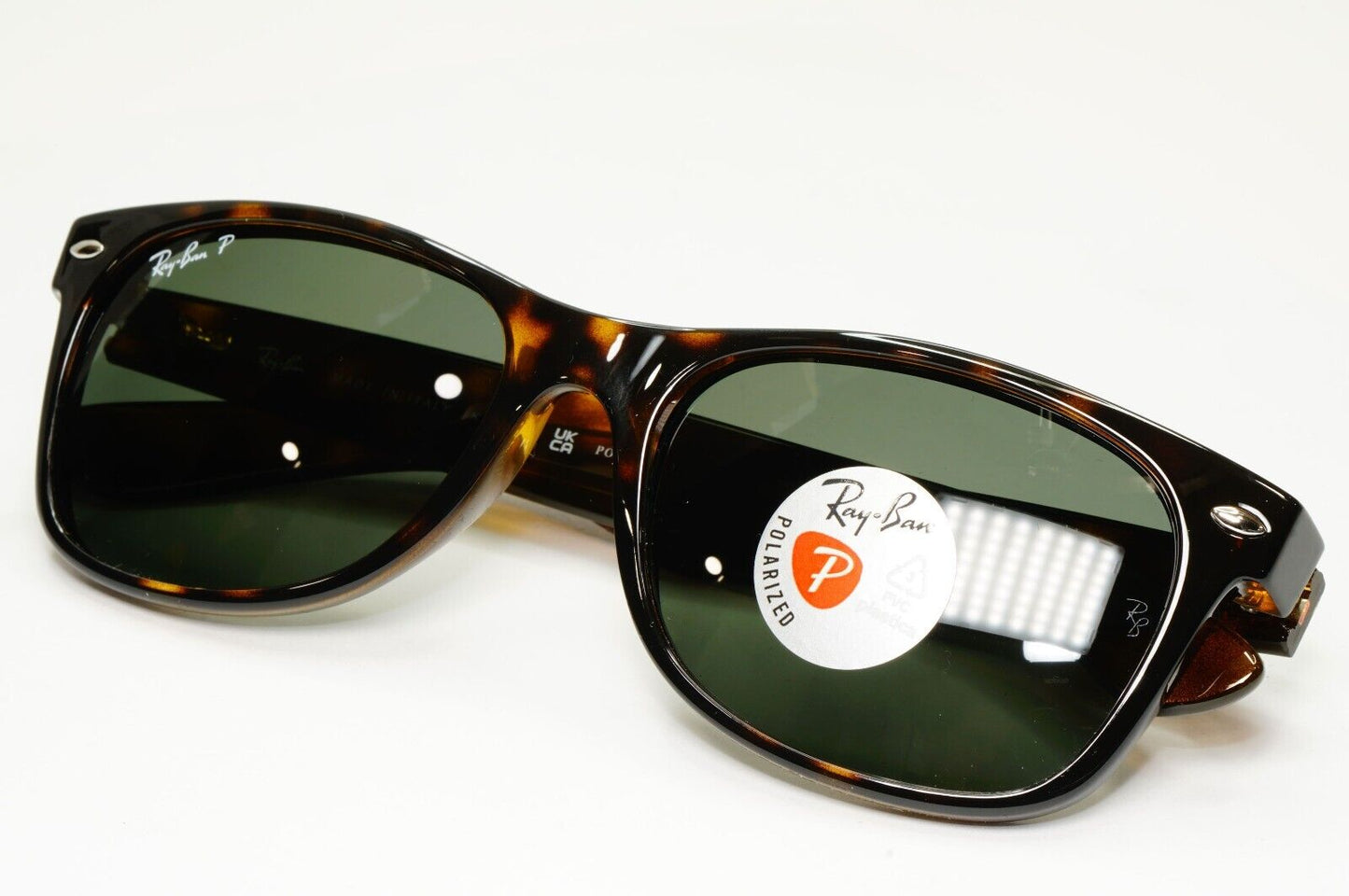 Ray-Ban Sunglasses Polarised New Wayfarer Brown RB 2132 New Wayfarer 902/58 55mm