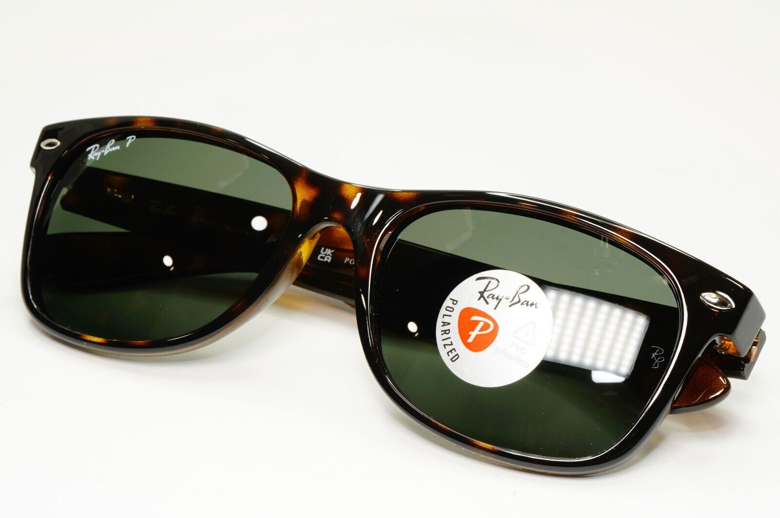 Ray-Ban Sunglasses Polarised New Wayfarer Brown RB 2132 New Wayfarer 902/58 55mm