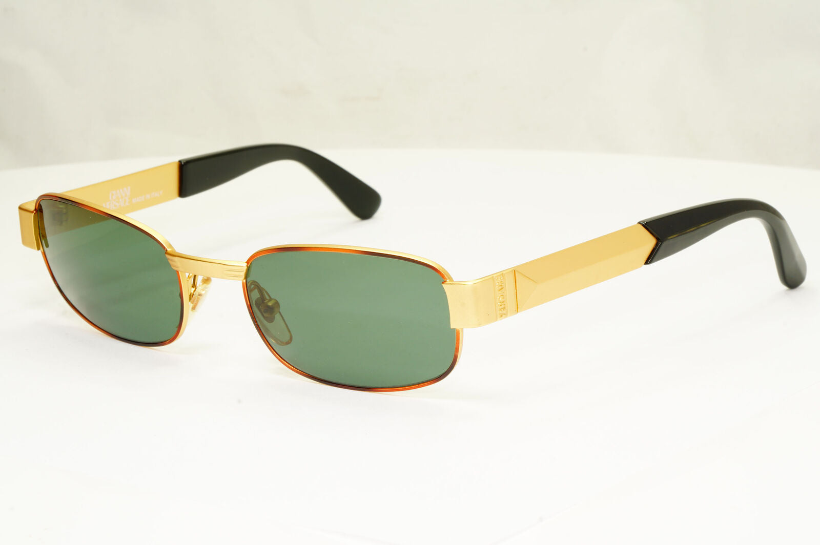 Gianni Versace 1996 Vintage Unisex Gold Rectangle Sunglasses MOD S31 COL 14M