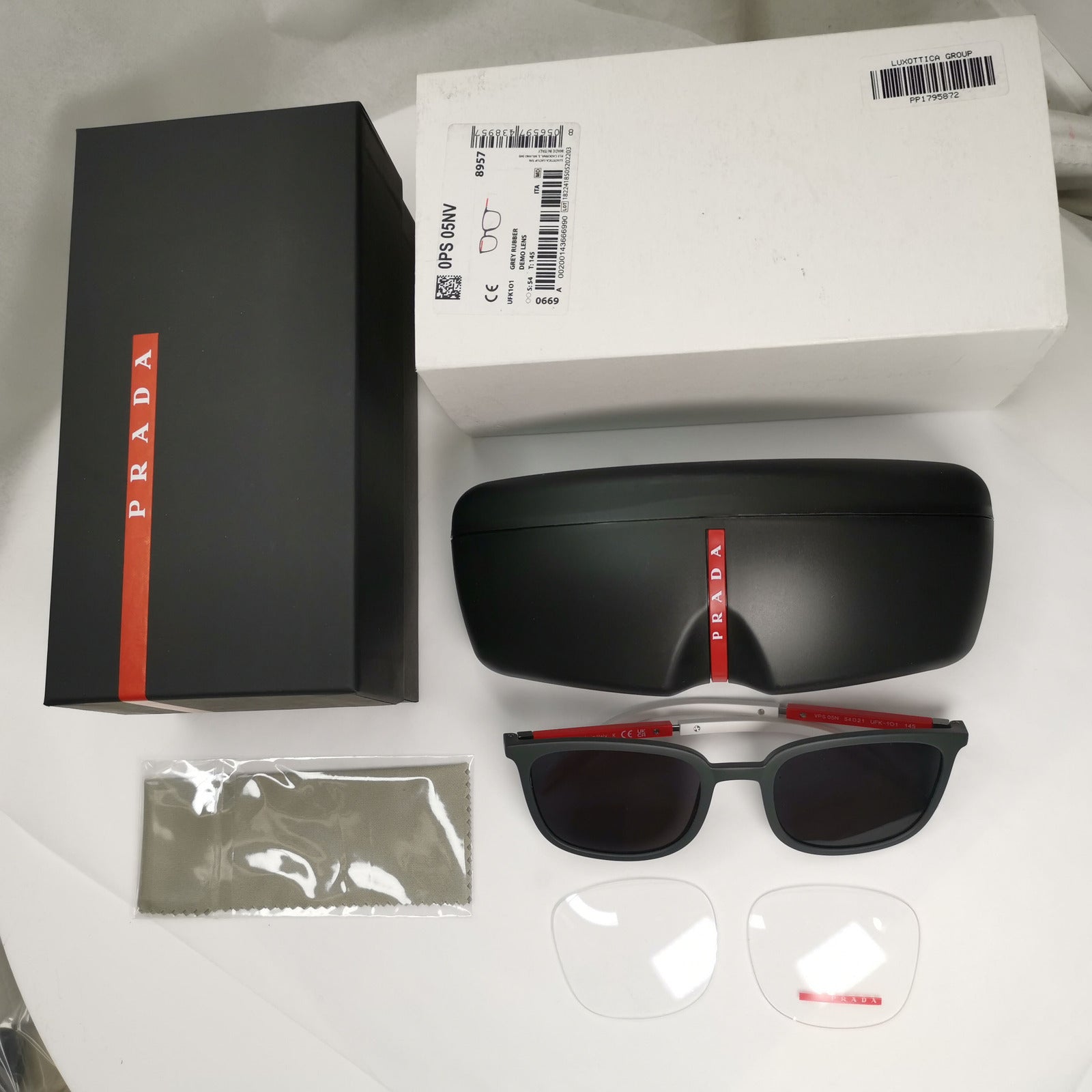 Prada Sunglasses Black Red White Square PS05NV VPS 05N UFK-1O1 54mm