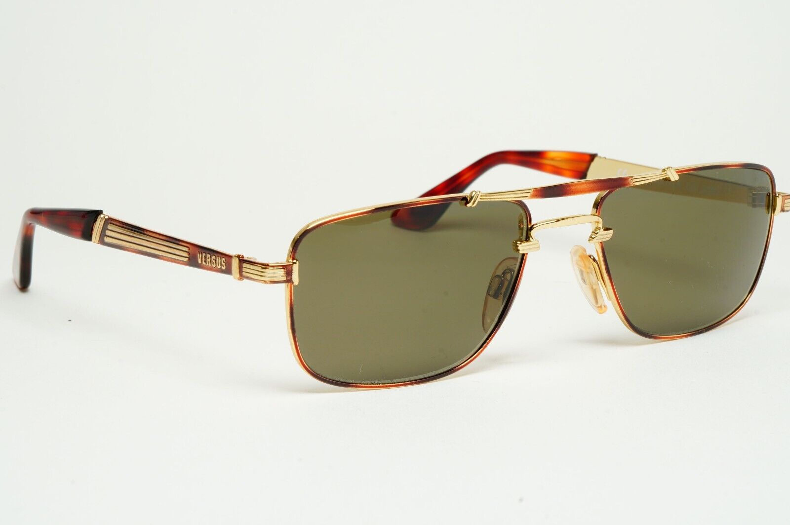 Versus Sunglasses 1996 by Gianni Versace Vintage Navigator Gold MOD F04 COL 34M