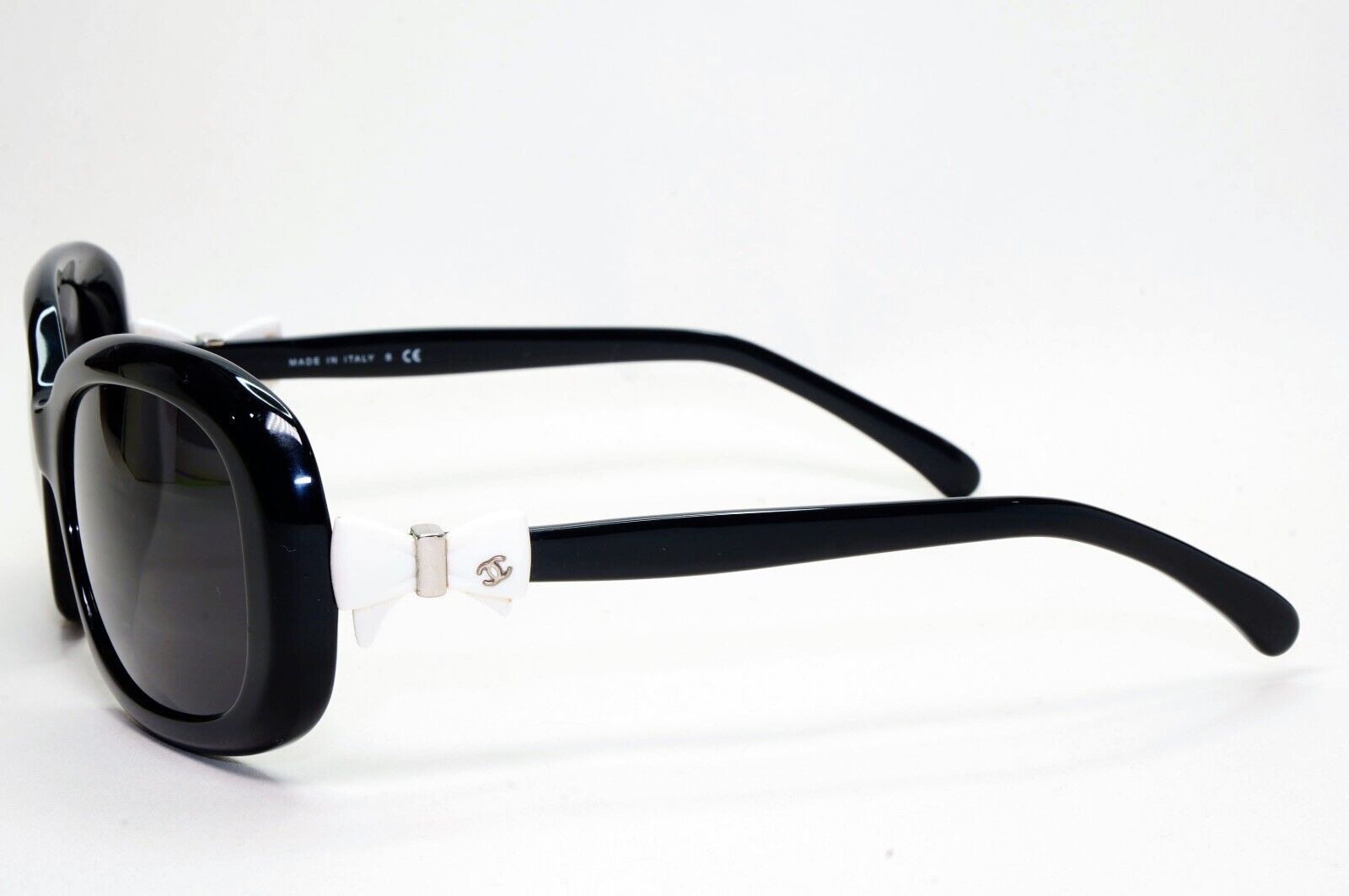 Chanel Sunglasses Bow White Black Square Year 2010 5170 c.501/3C 50mm 230924
