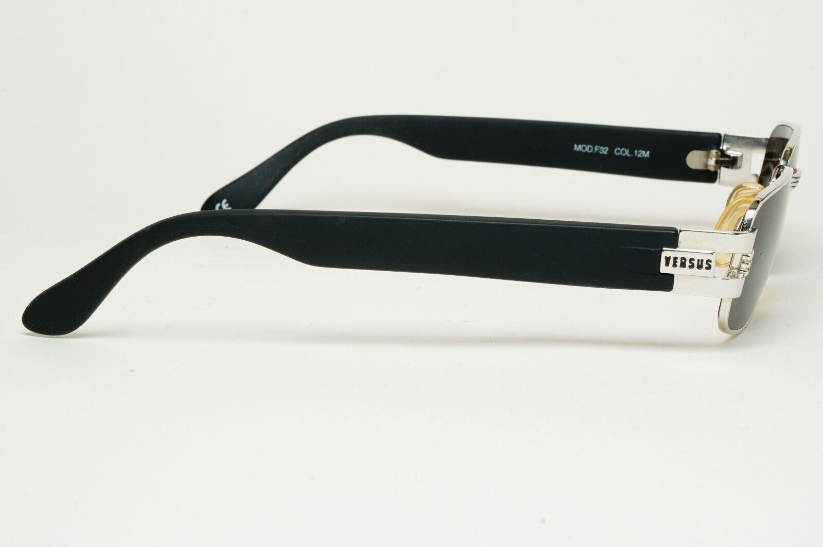 Versus Sunglasses 1996 by Gianni Versace Vintage Silver Black MOD F32 COL 12M