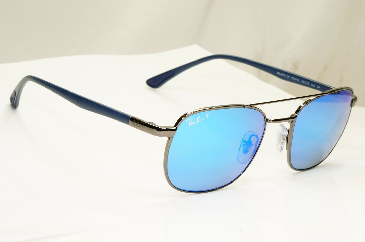 Ray-Ban Sunglasses Polarised Blue Chromance Gunmetal RB 3670-CH 004/4L 54mm