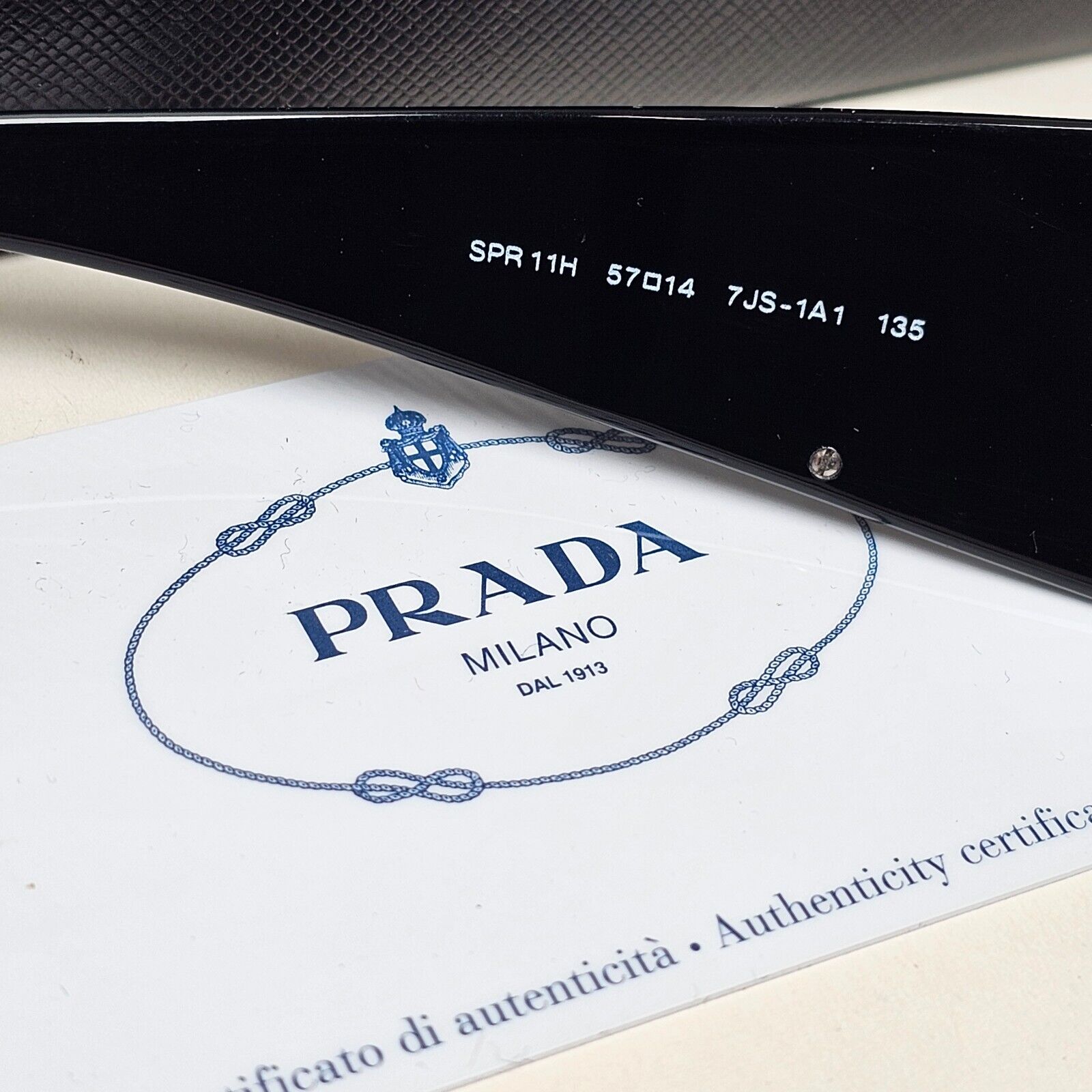 Prada Sunglasses 2007 Vintage Black Saffiano Crest PR11HS SPR 11H 7JS-1A1 070125