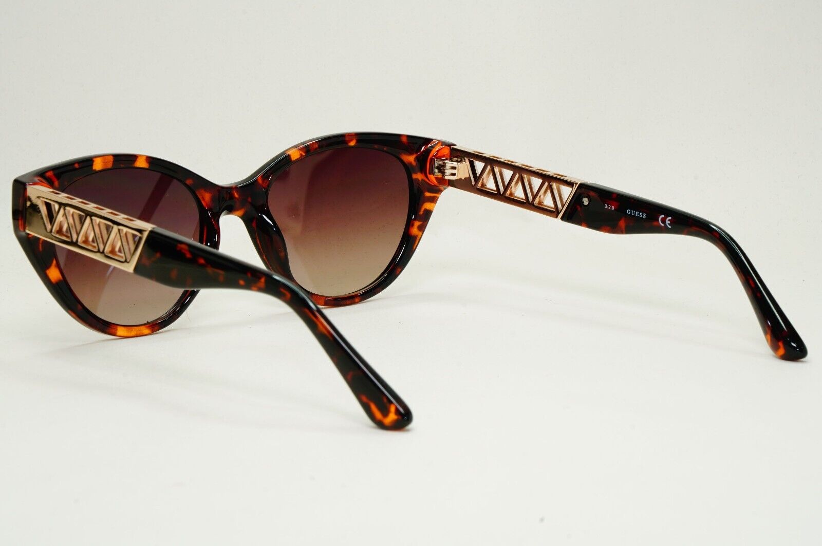 Guess Sunglasses Brown Gradient Tortoise Gold GU 7690 52F 301024