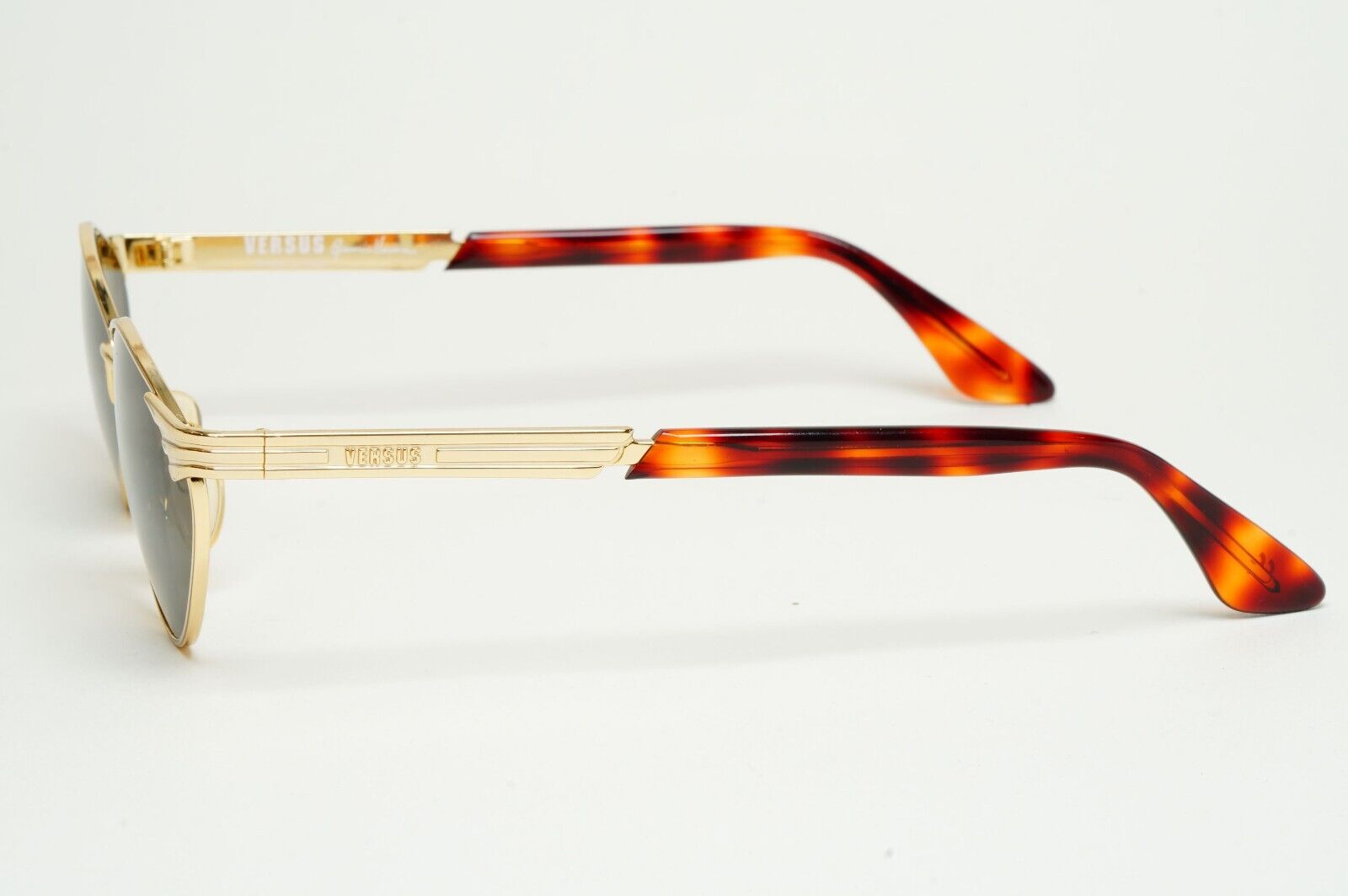 Versus Sunglasses 1996 by Gianni Versace Vintage Gold Brown MOD F18 COL 030