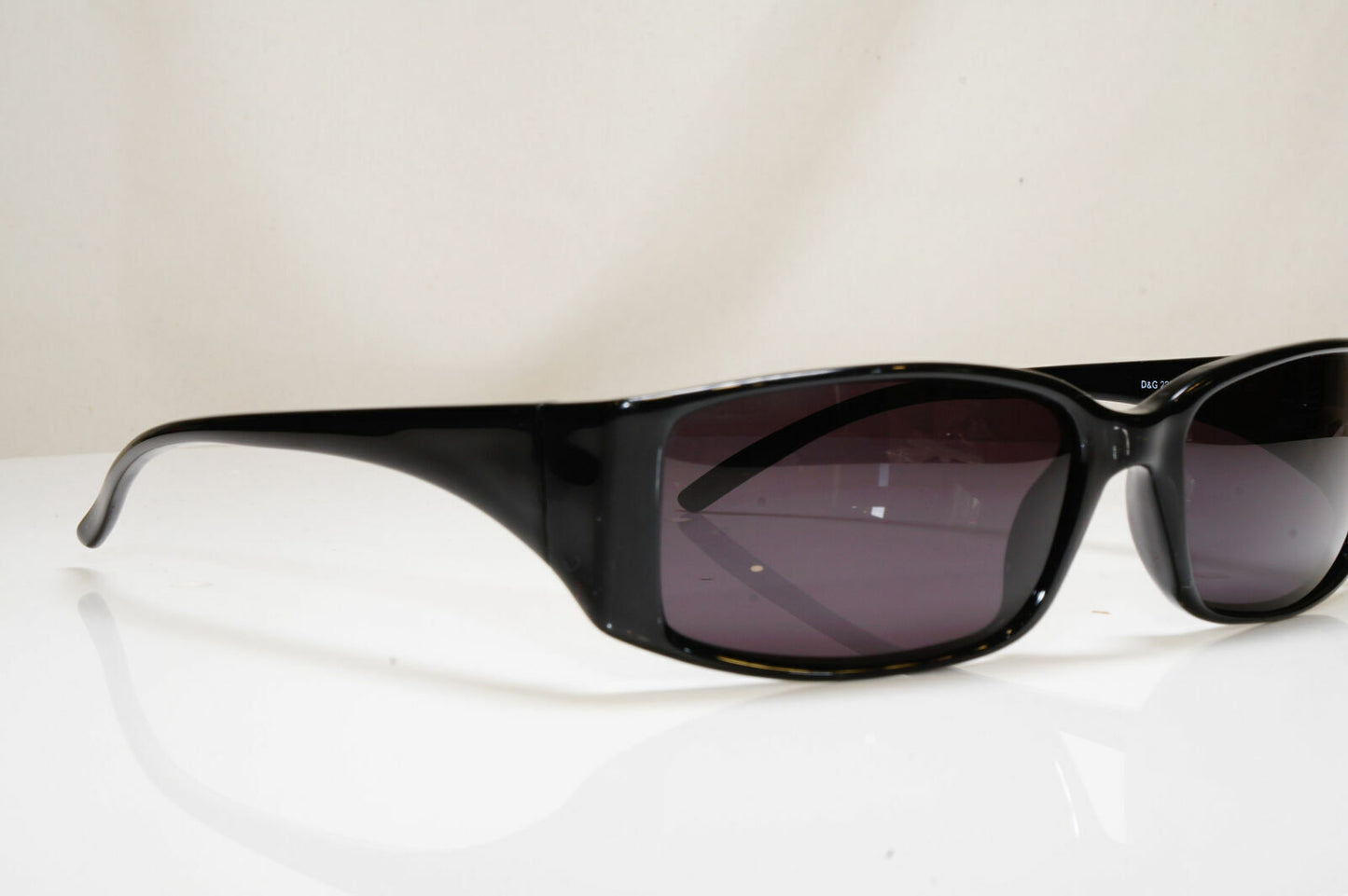 Authentic DOLCE & GABBANA Vintage Sunglasses Black Rectangle D&G 2201 B5 26535