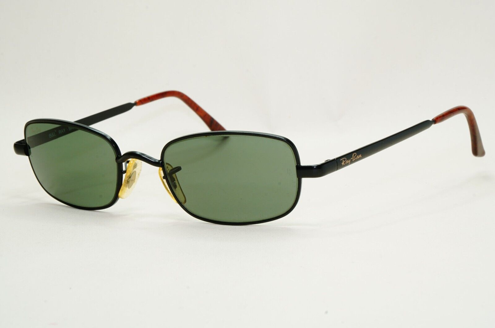 Ray-Ban Sunglasses Vintage 1999 Bausch & Lomb Black Green W2951  081124
