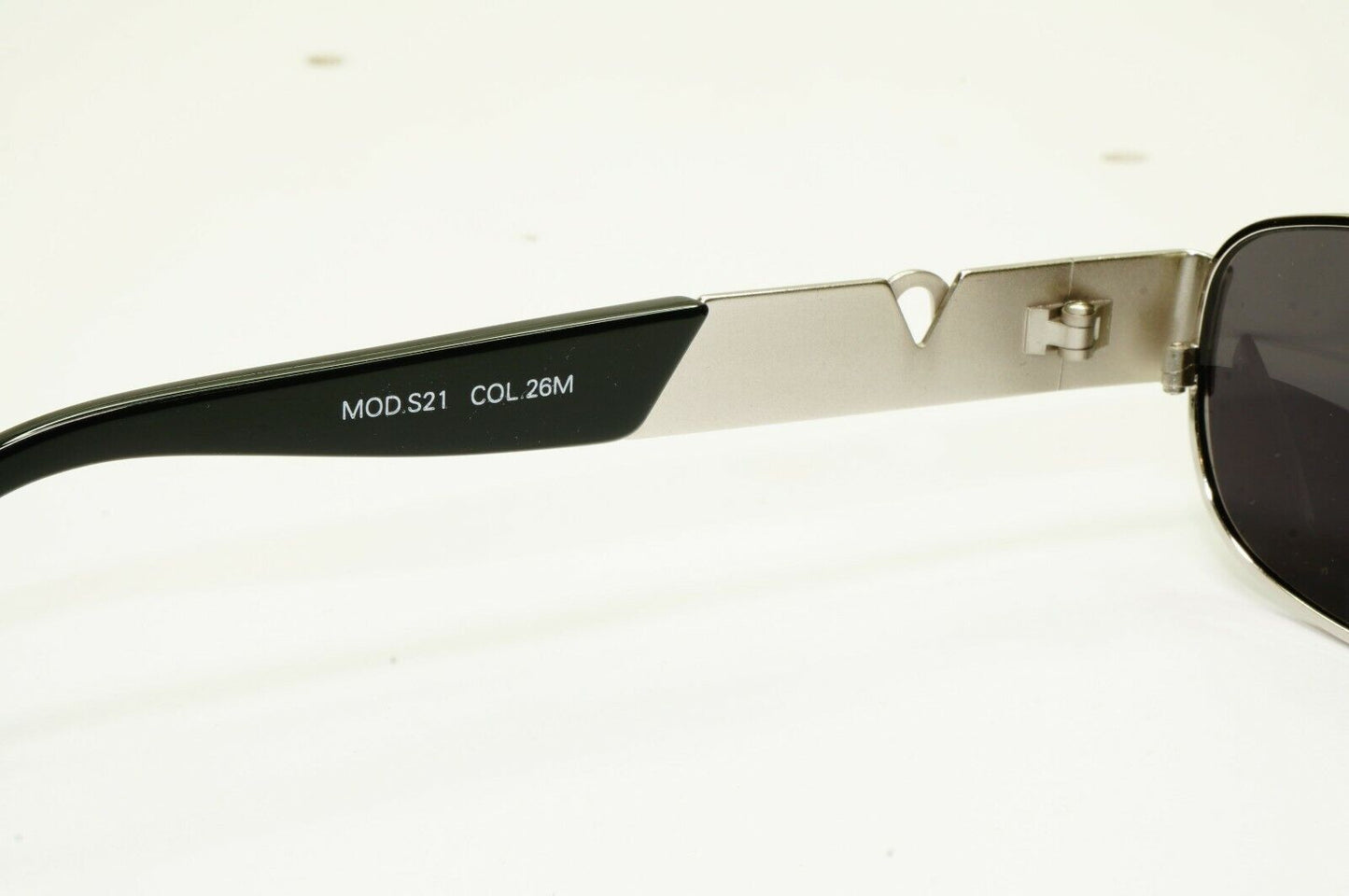 Gianni Versace 1996 Vintage Silver Rectangle Metal Sunglasses MOD S21 COL 26M