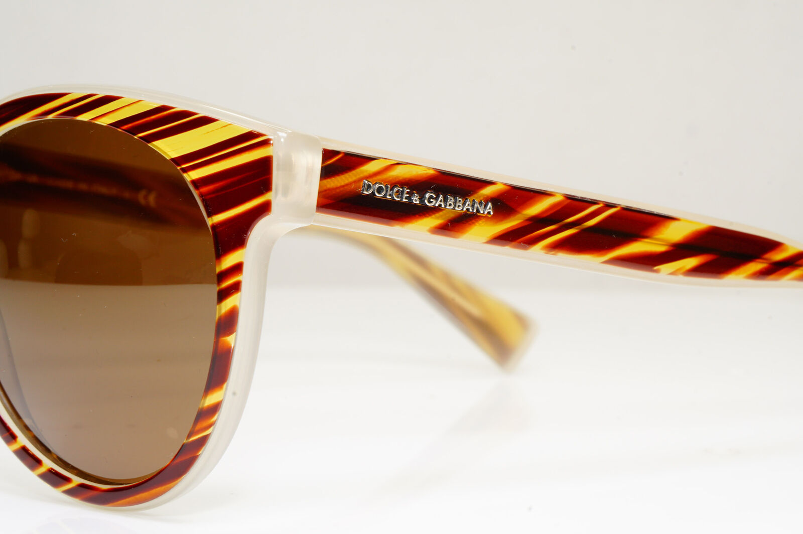 Authentic DOLCE & GABBANA Mens Womens Vintage Sunglasses DG 4285 3052/73 28743