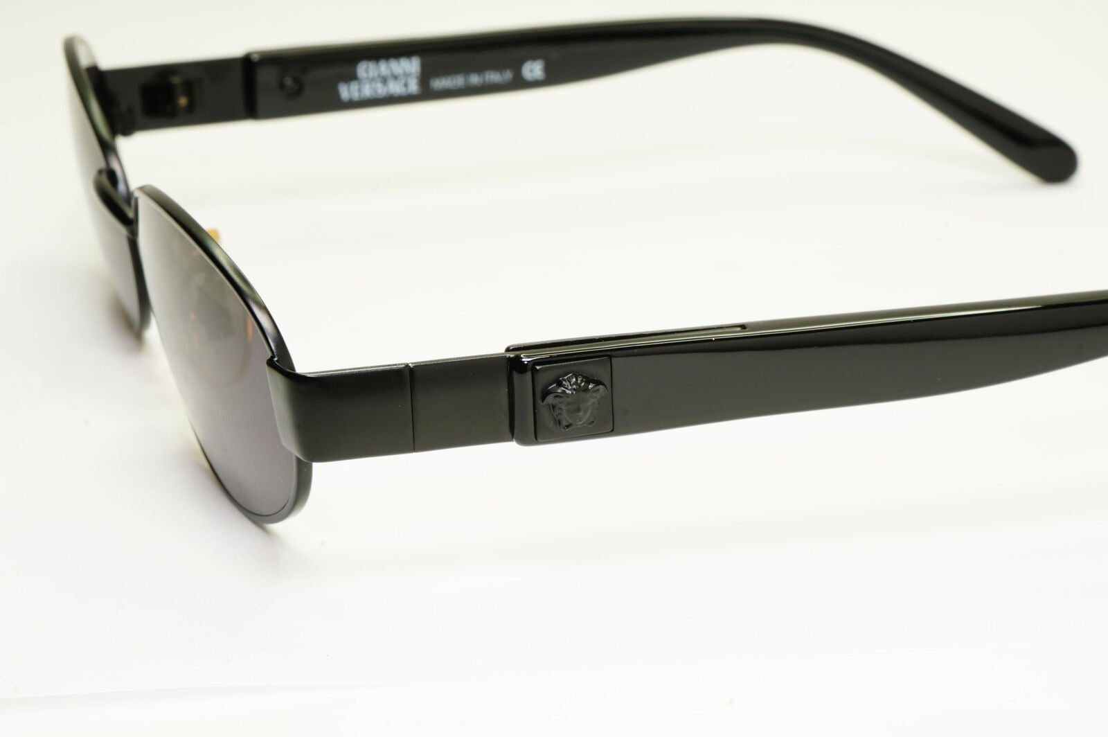 Gianni Versace 1996 Vintage Mens Metal Black Medusa Sunglasses MOD X18 COL 028