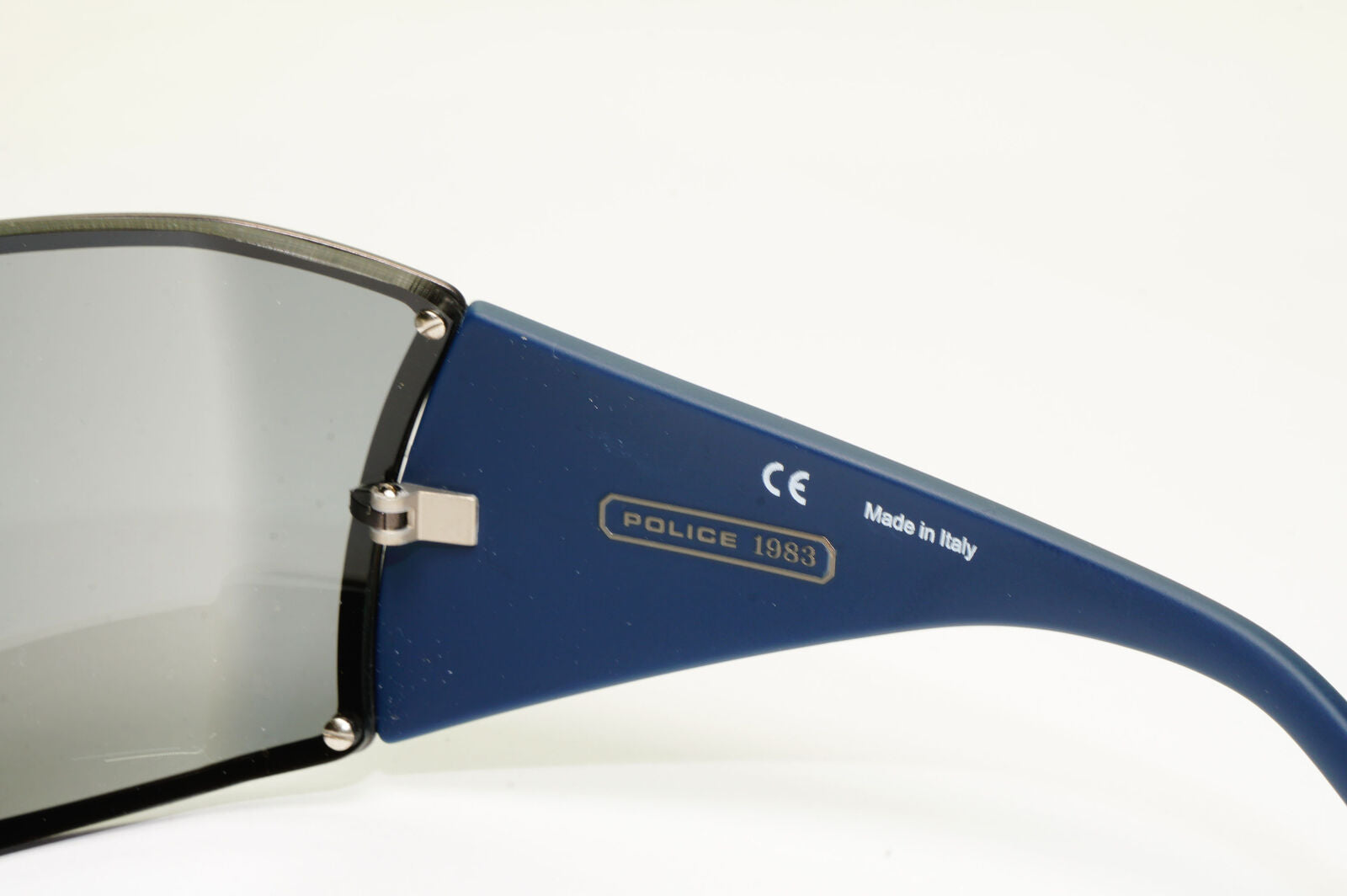 Police Sunglasses Silver Shield Visor Large Blue Origins 9 S8103V COL 627X