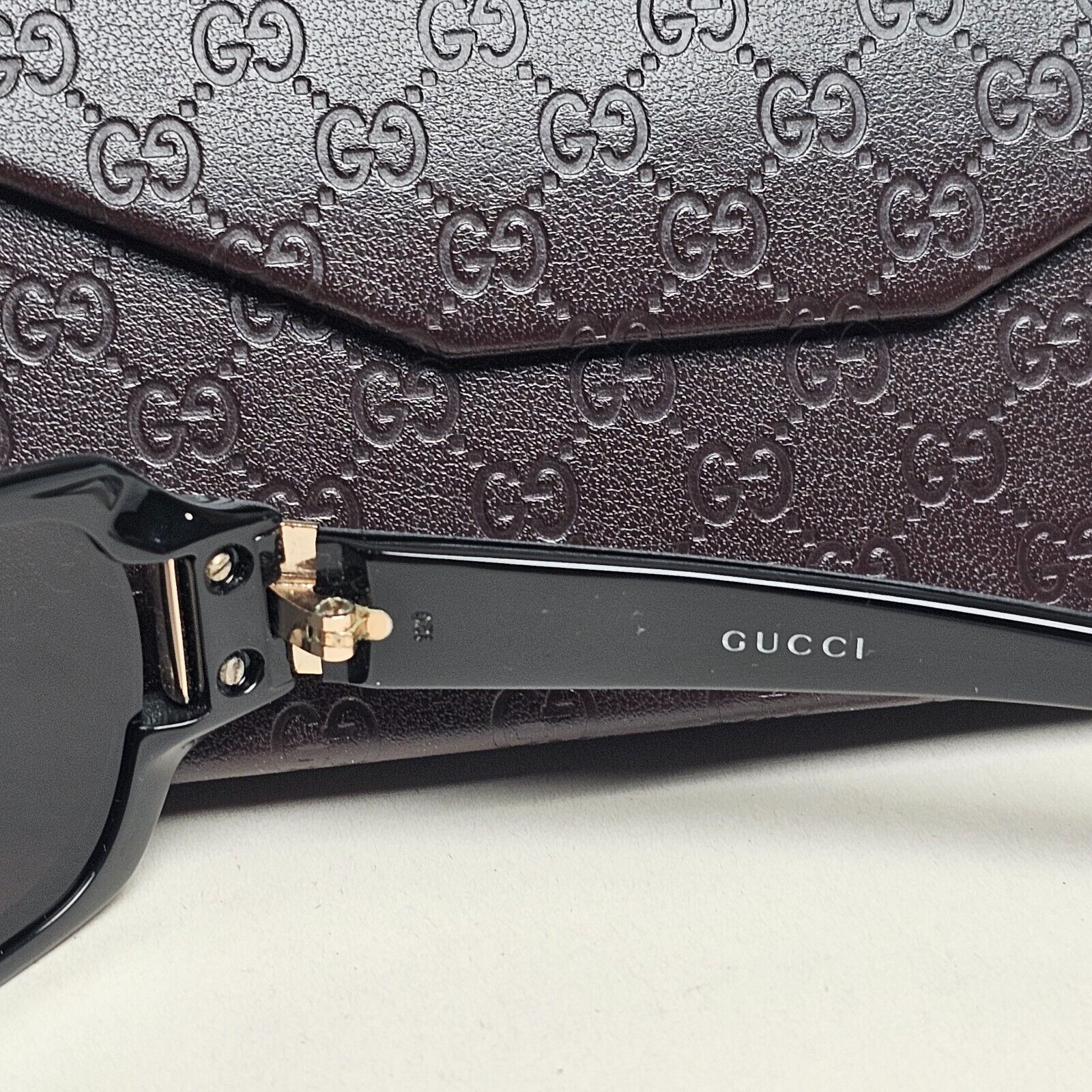Gucci Sunglasses 1998 Vintage Black Gold Rectangle Unisex GG 2547/S PL4 180125