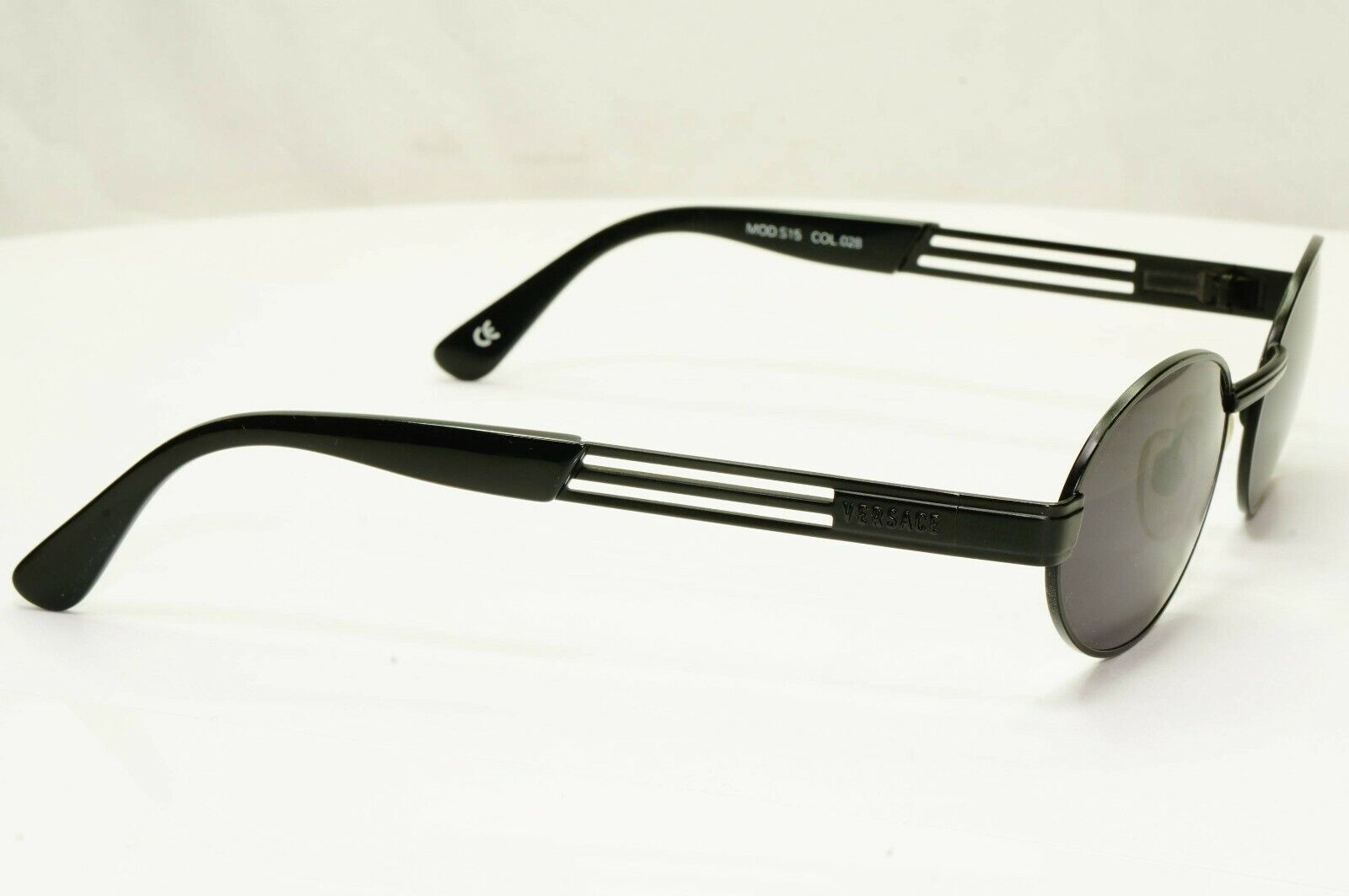 Gianni Versace 1996 Vintage Unisex Black Oval Metal Sunglasses MOD S15 COL 028