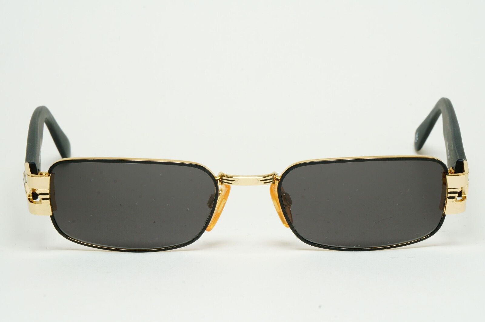 Versus Sunglasses 1996 by Gianni Versace Vintage Gold Black MOD F32 COL 39M
