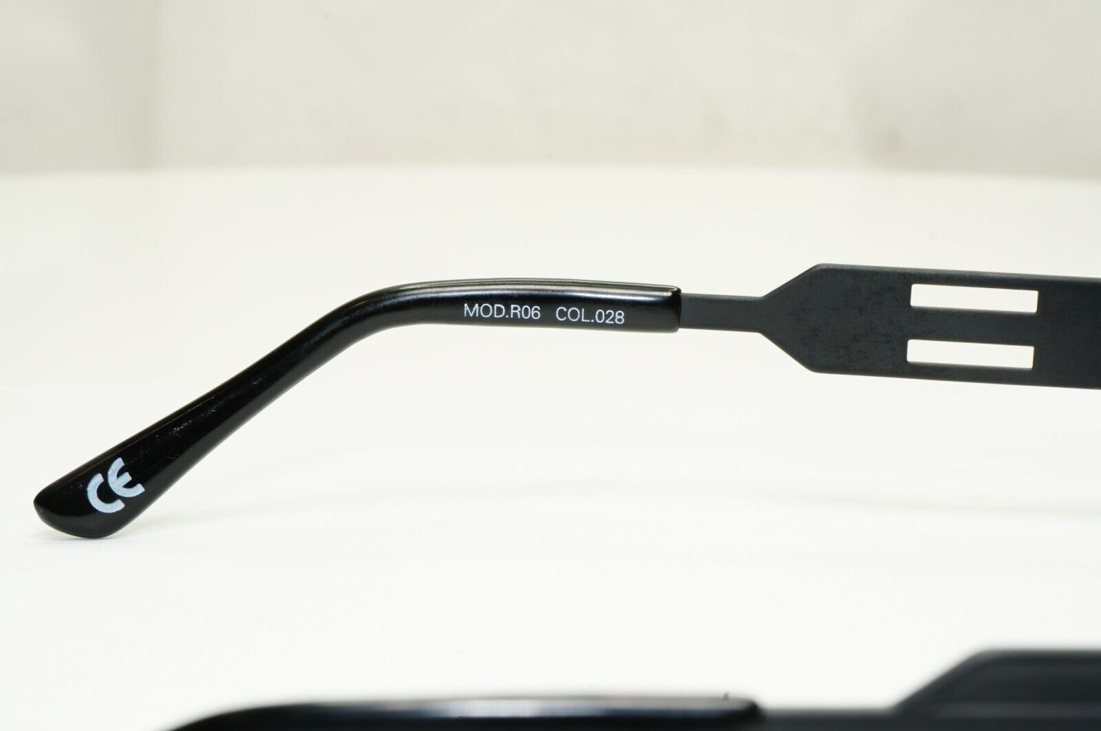 Versus 1996 by Gianni Versace Vintage Matte Black Sunglasses MOD R06 COL 09M