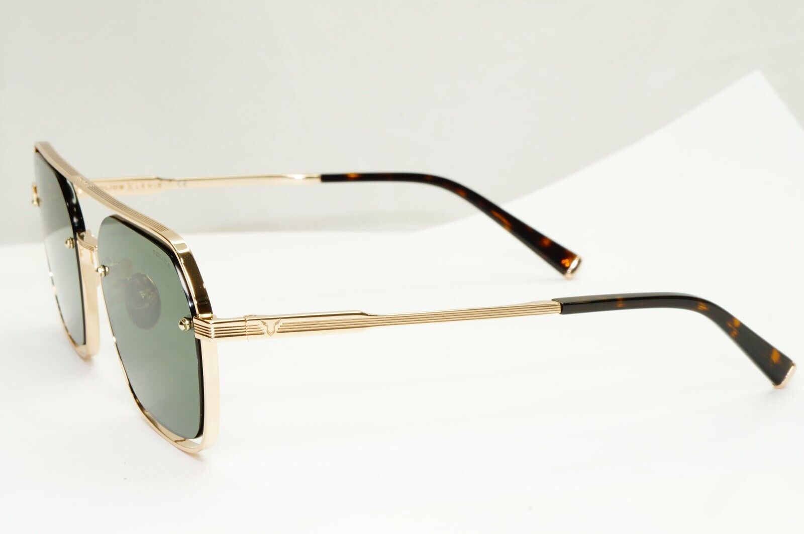 Police Lewis Hamilton F1 Sunglasses Gold Green Square Pilot SPL E18 COL 0300