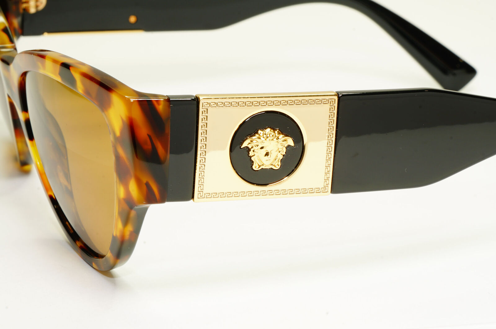 Authentic Versace Womens Gold Medusa Brown Black Square Sunglasses 4398 5119/73