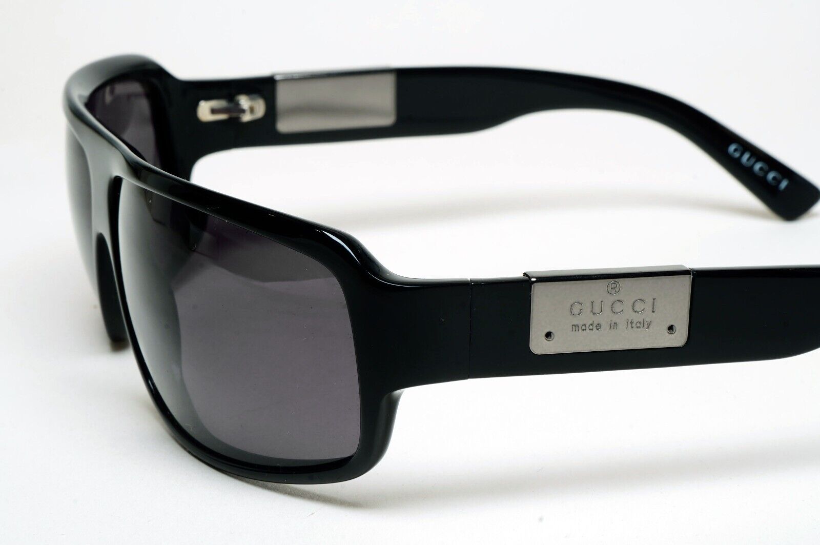 Gucci Sunglasses 2001 Vintage Wrap Black Grey Retro GG 1561/S 807/Y1 210125